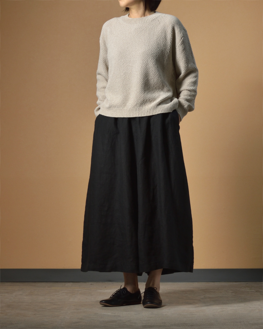 迷わなくていい。この一枚が、今の季節を着こなす答えです。