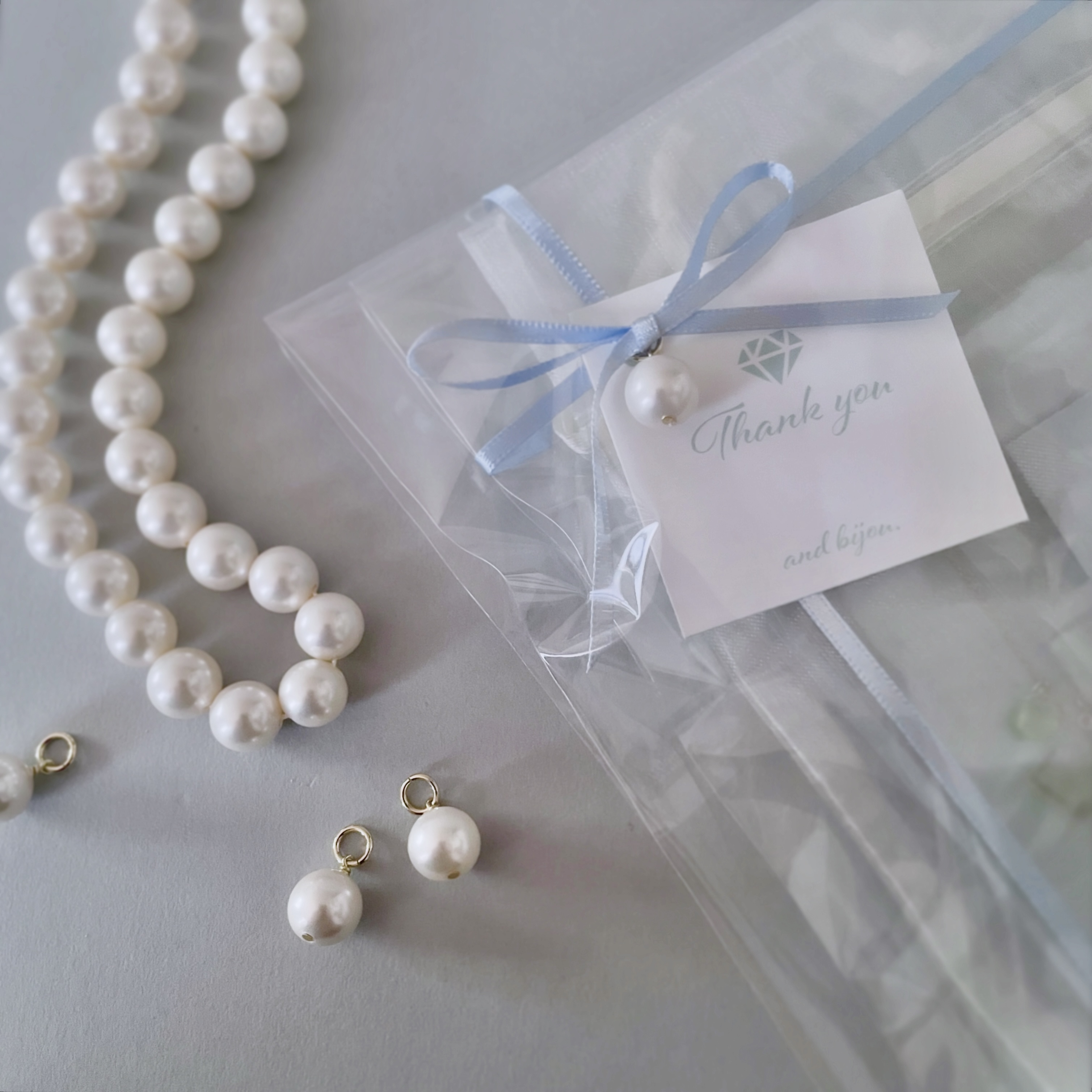 \  石の日SALE開催中です 💎 /