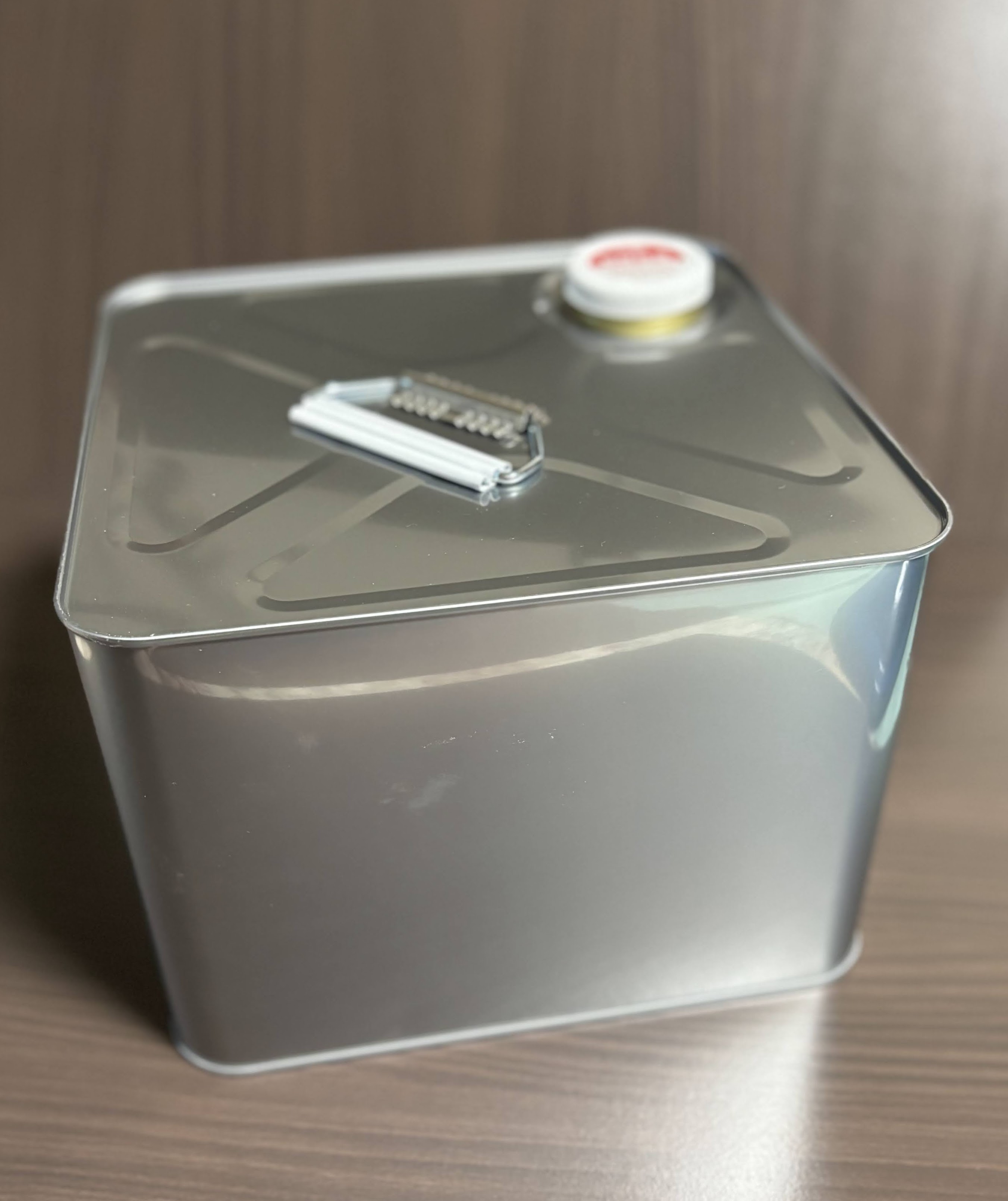 2024.10.22　一斗缶の半分はちみつ