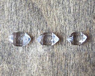 ダイヤモンドクォーツ（ハーキマーダイヤモンド）の意味、石言葉、誕生石