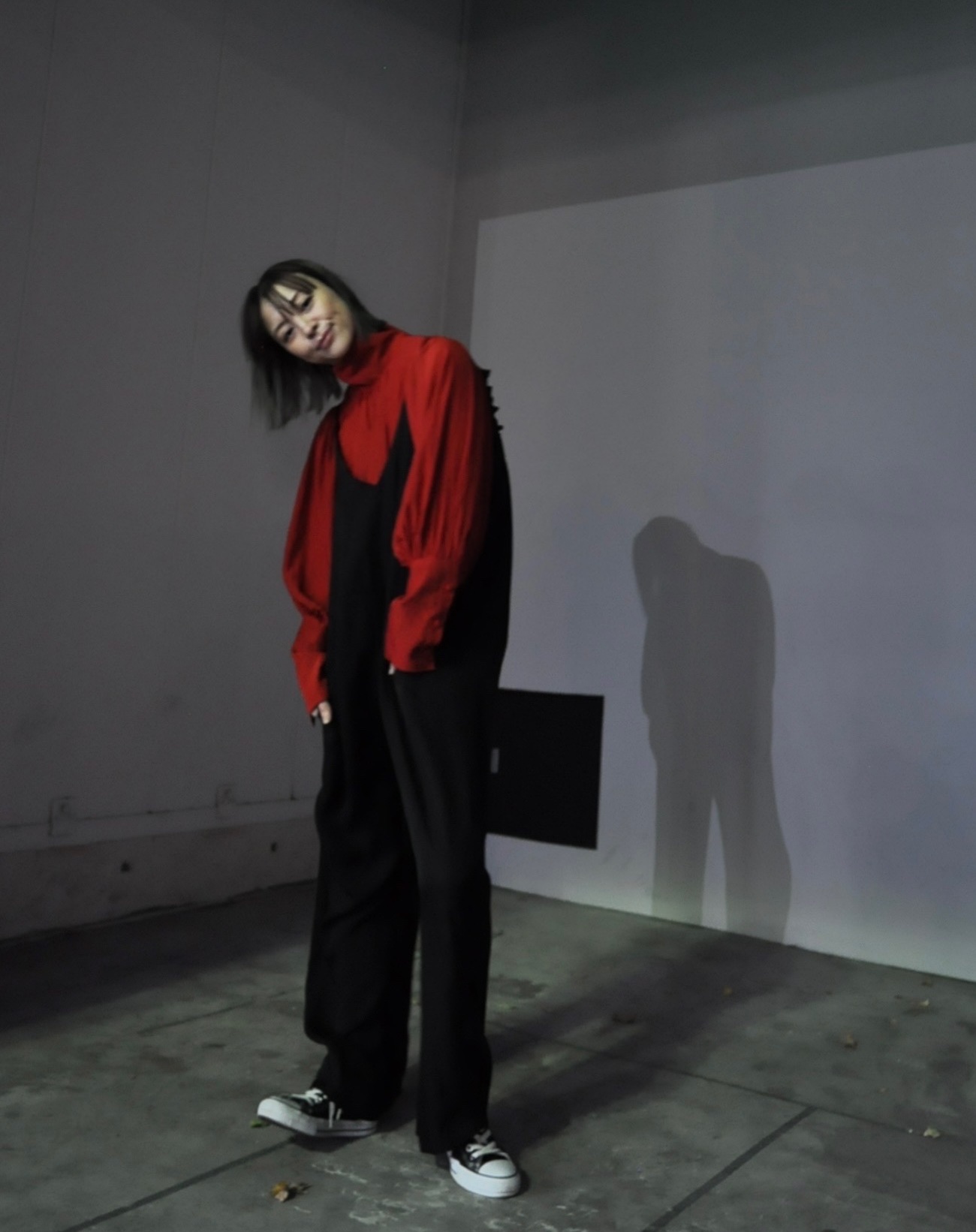 "TolikaTolika" BLACK×REDを着る。