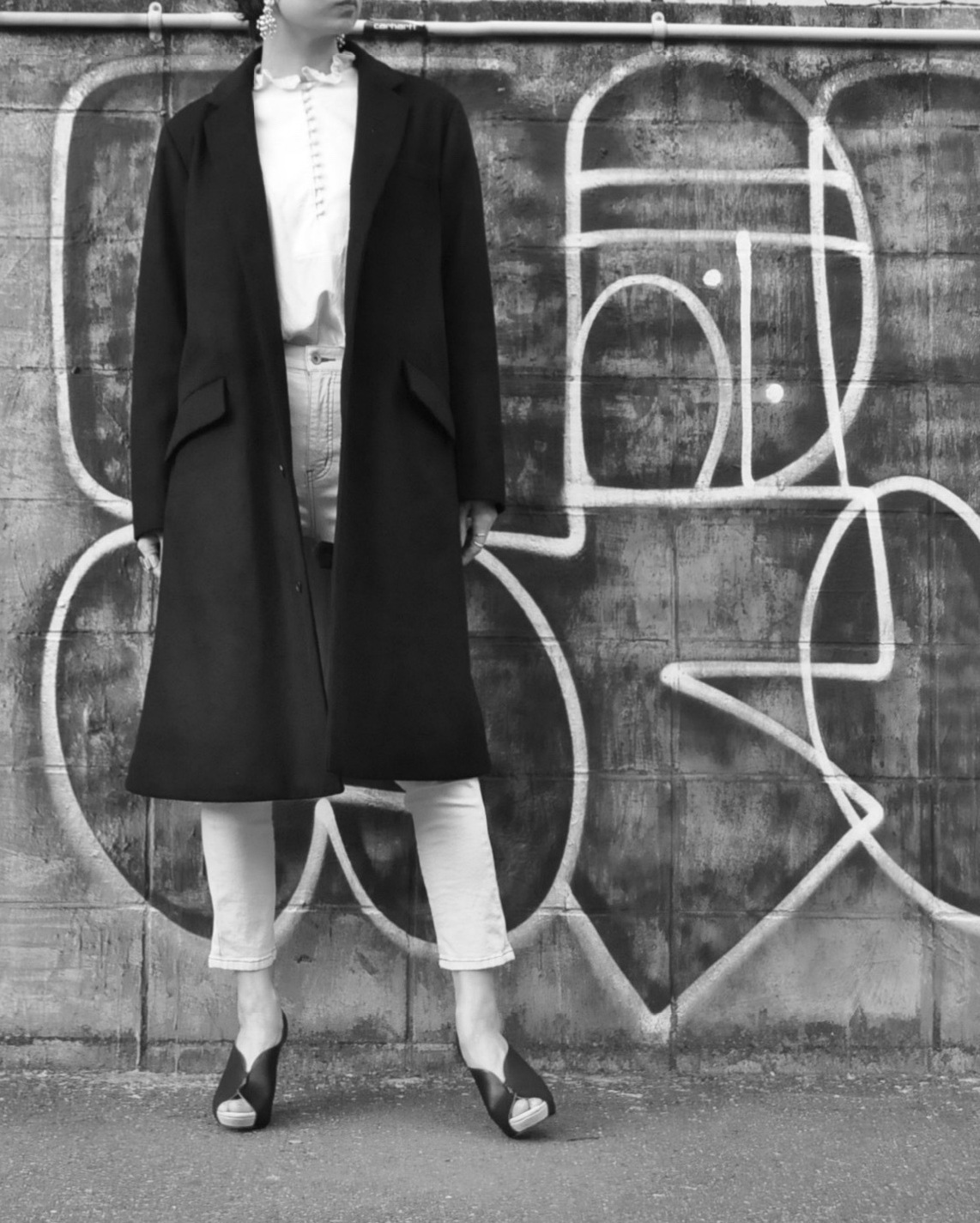 "hippiness" Atelier coat 明日 Release！