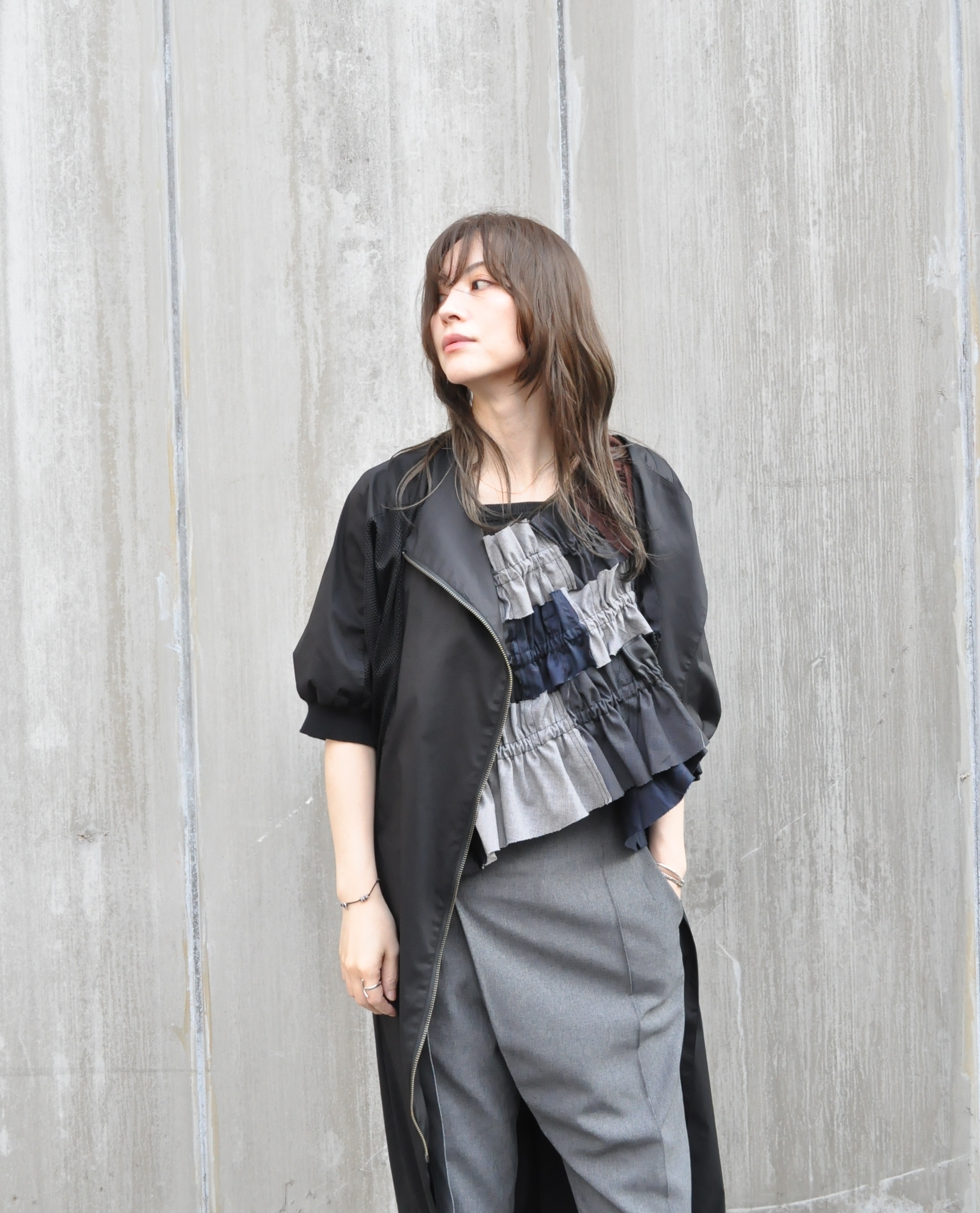 "RehersalL"　実はスーツ生地です！