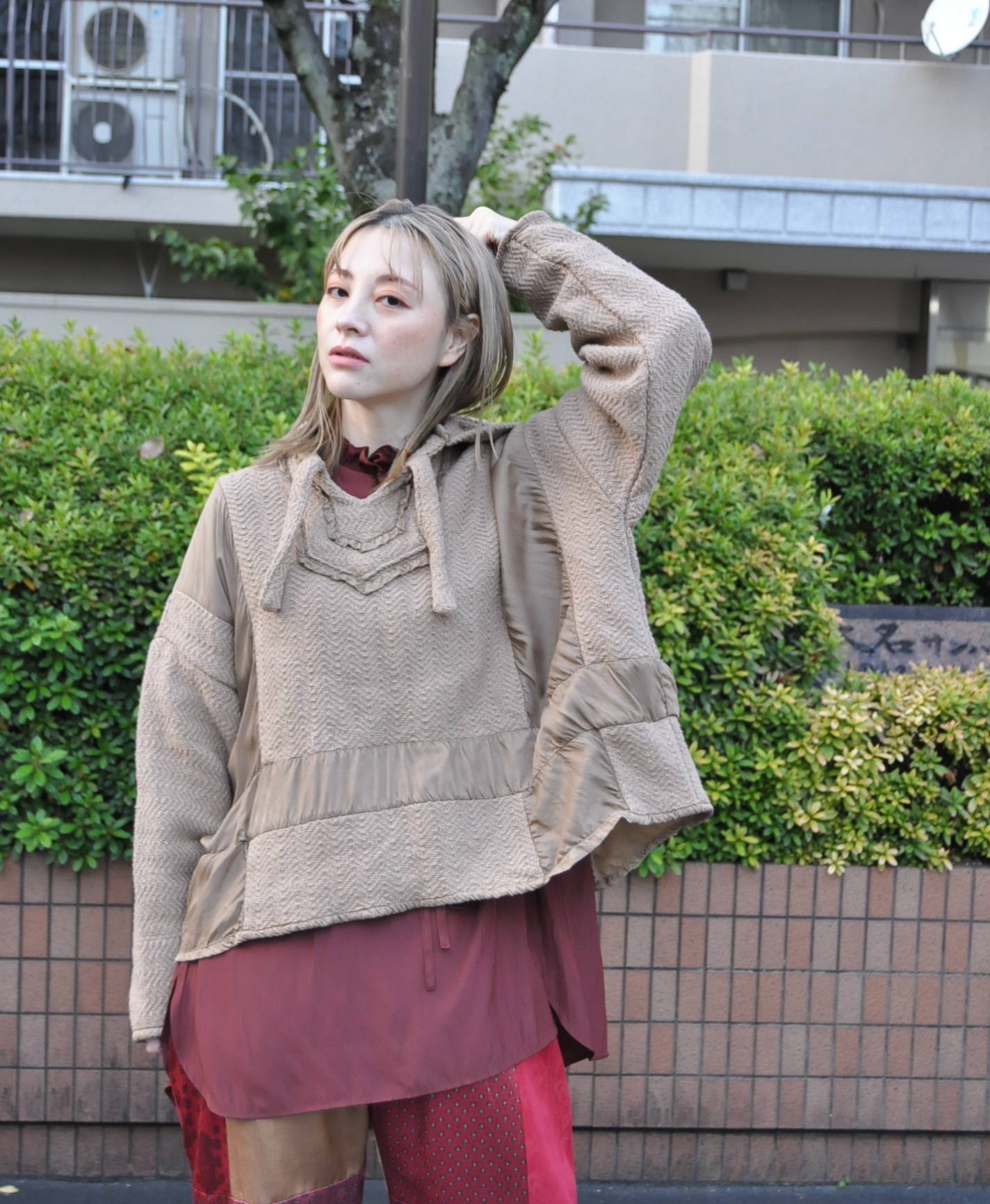 "RehersalL" メキシカンパーカーを着る。