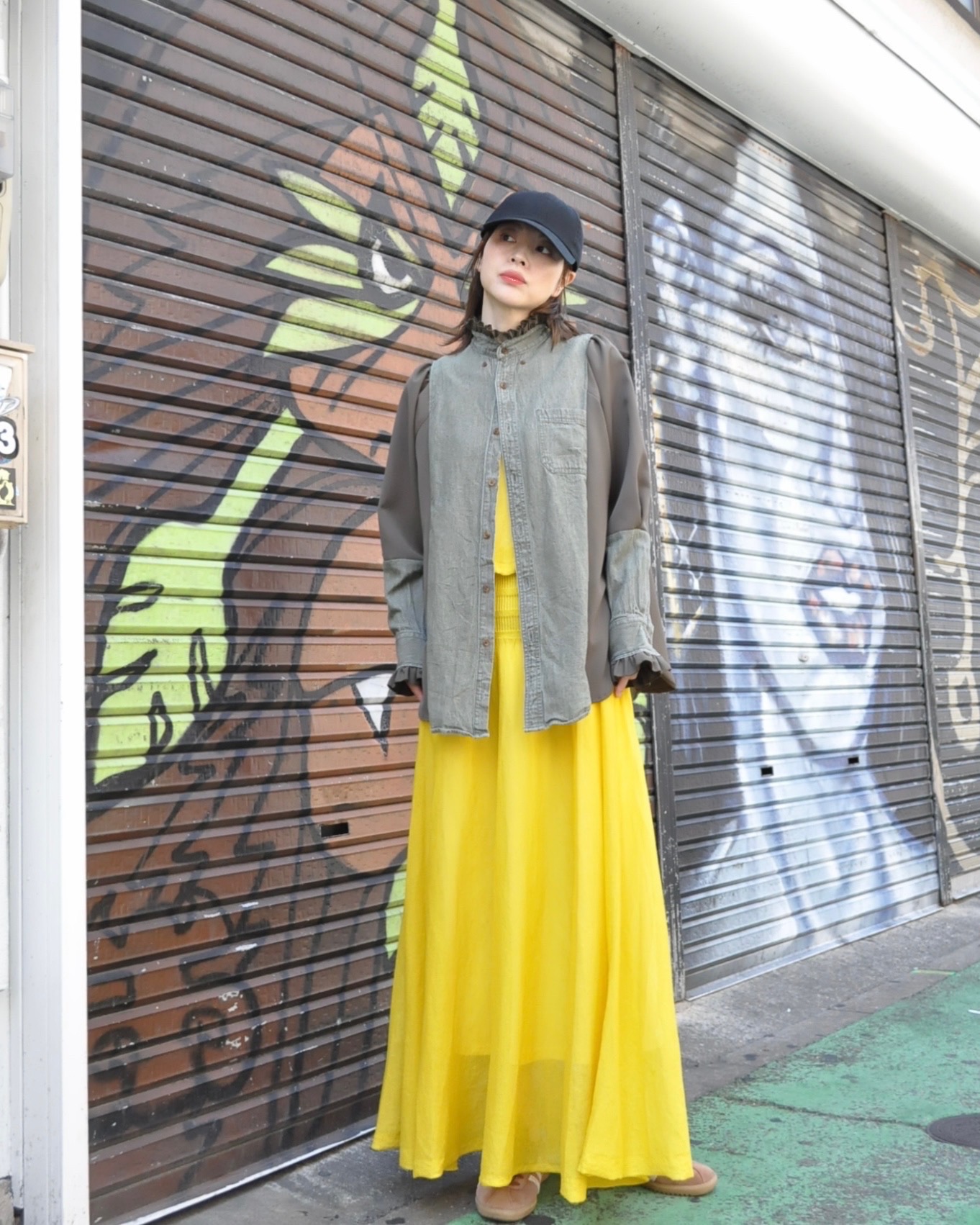 "RehersalL" フリルカラーを着る。