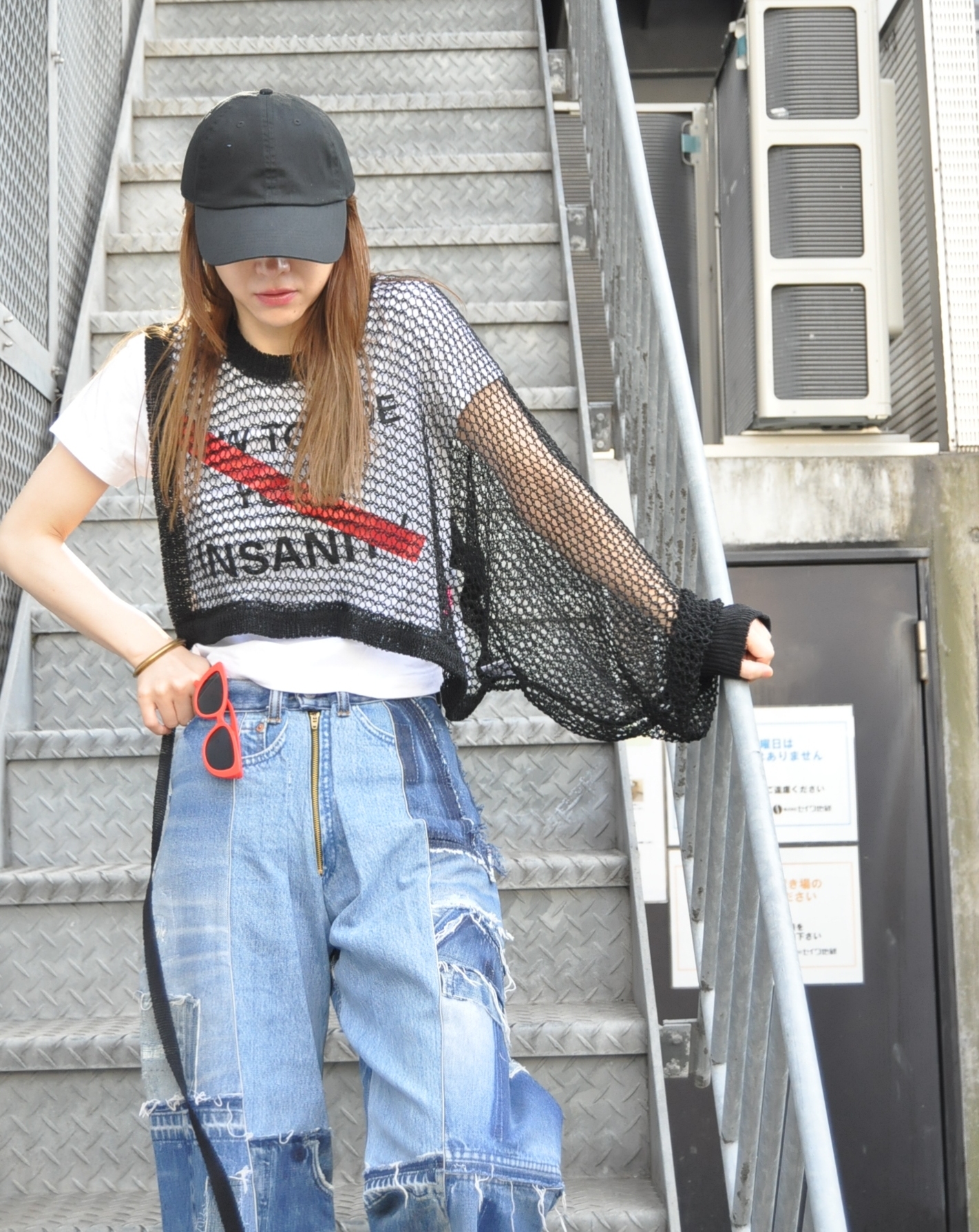 "hippiness "スティングを着る。