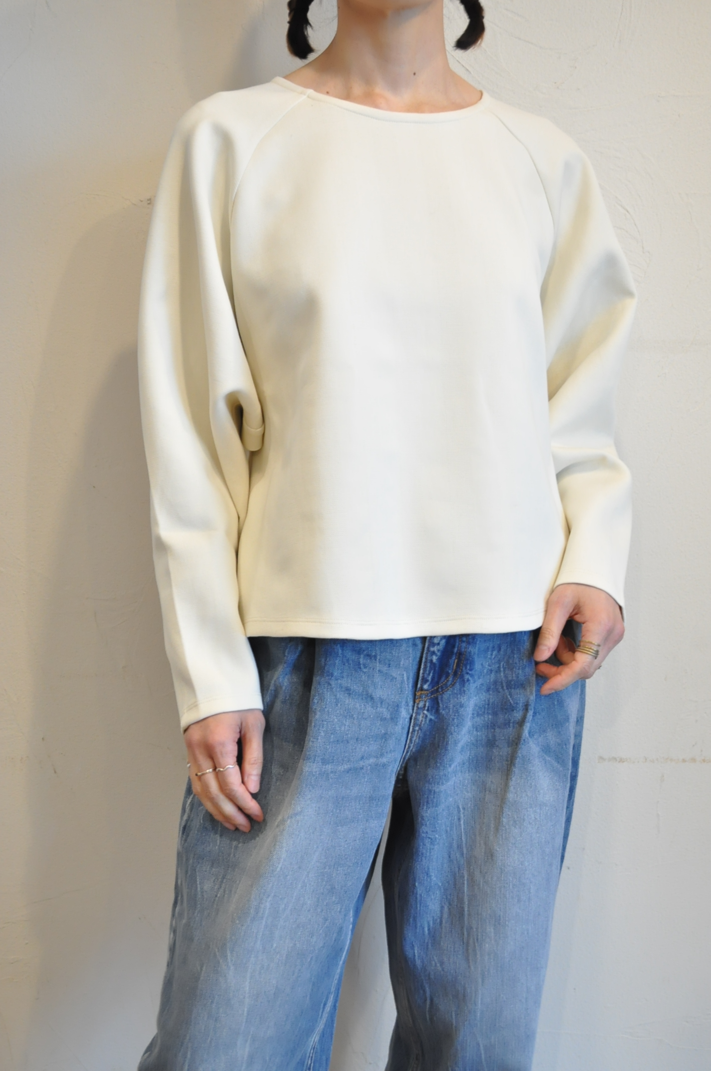"ANGELINA" 人気のトップス。