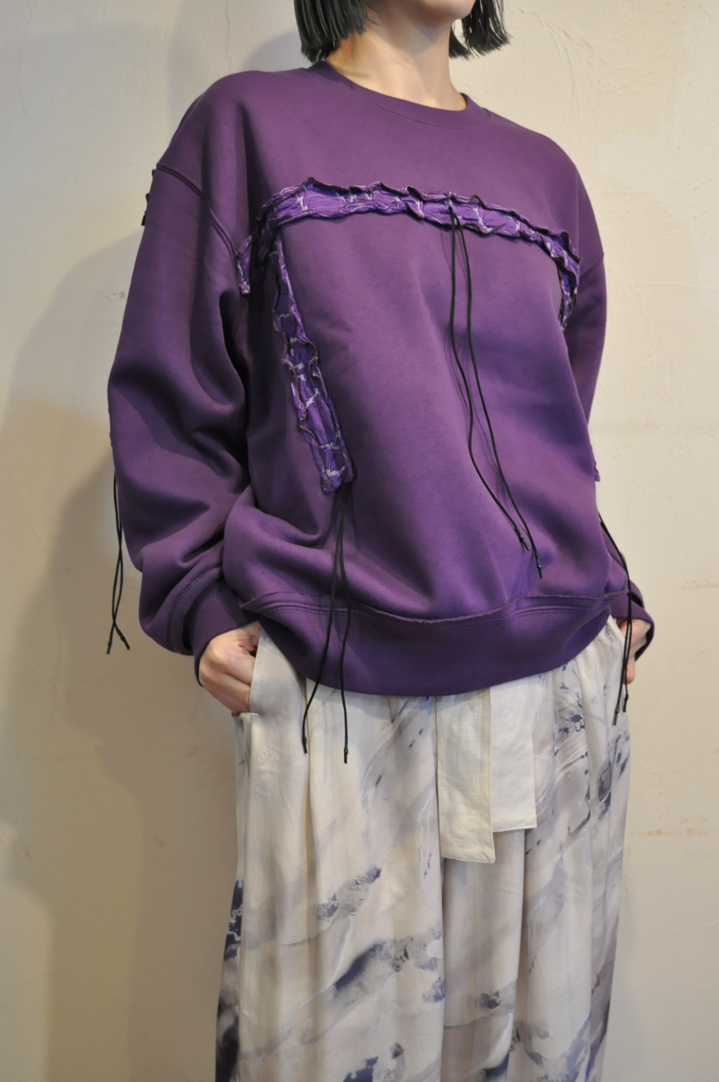 "RehersalL" シャーリングスウェットプルオーバー。
