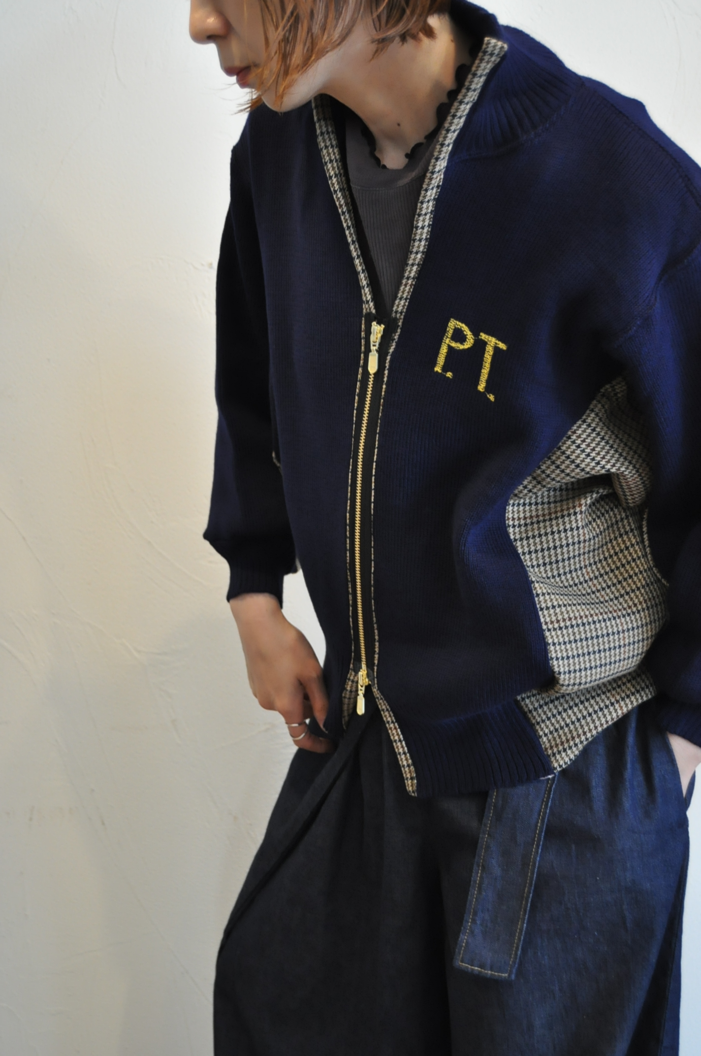 "RehersalL"暖かニットブルゾン。