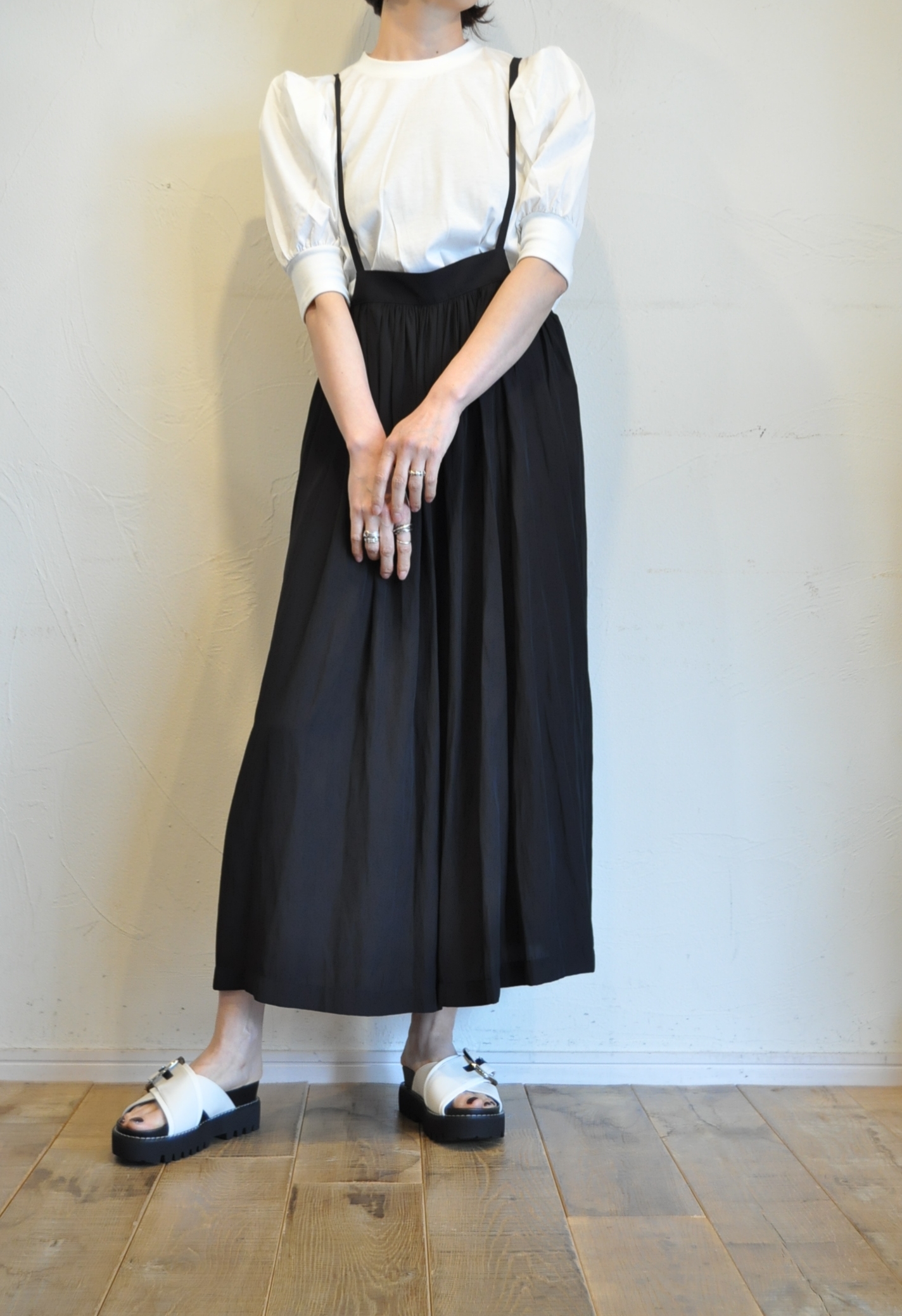 "boutique ordinary" ゆったりサロペット。