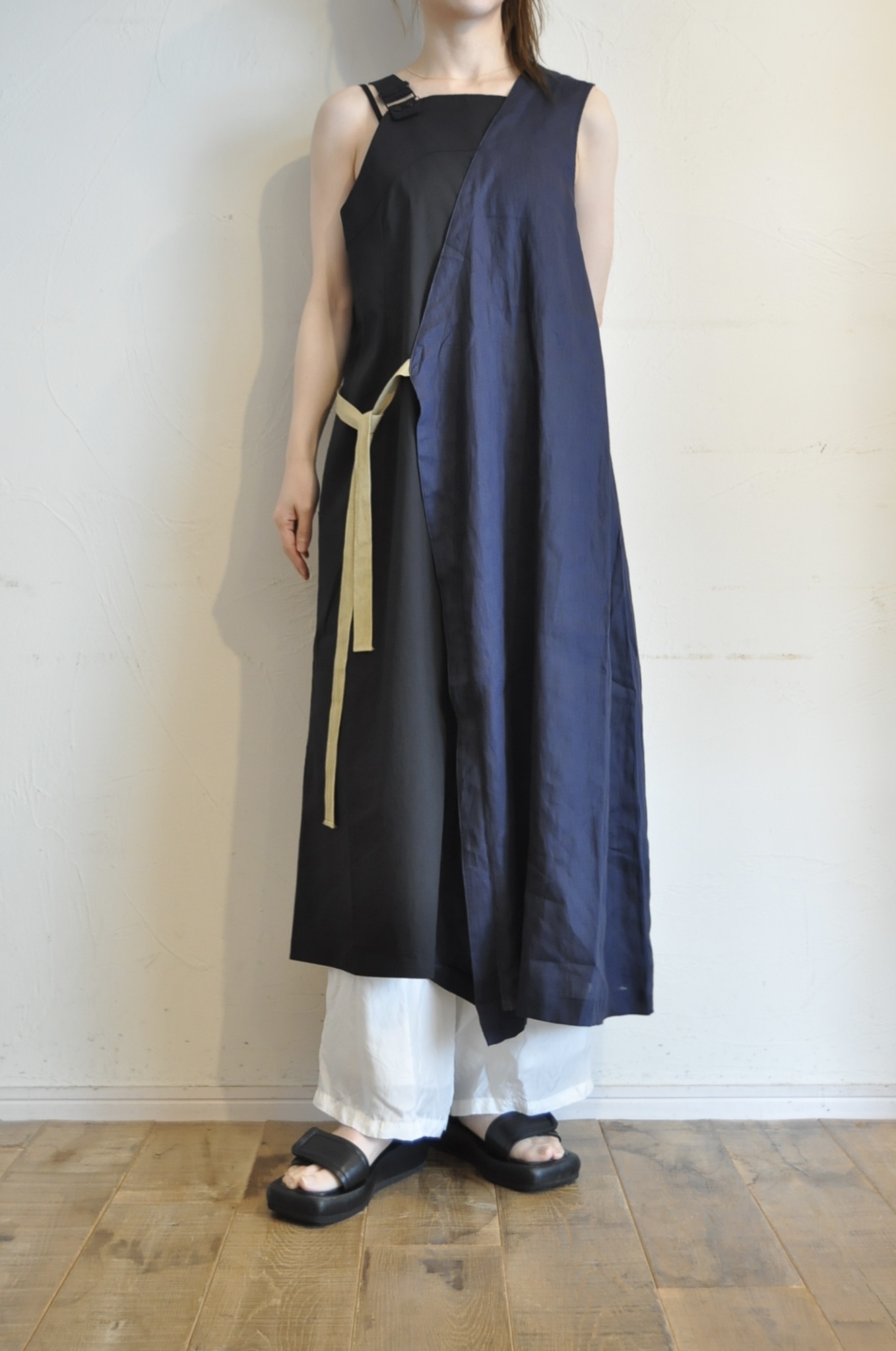 "garance et violette"アシンメトリーワンピース