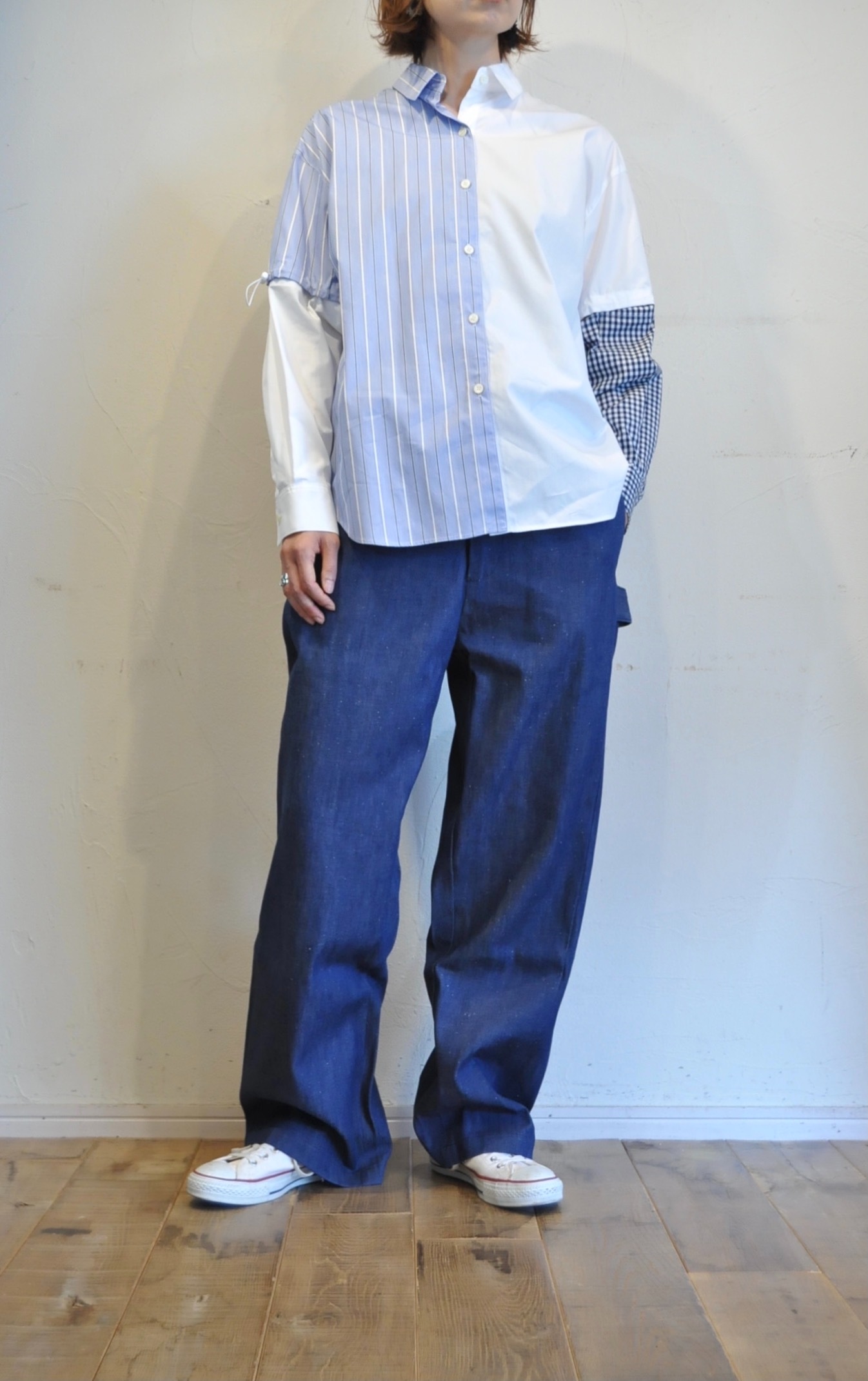 "capis"今の季節に便利なシャツ。