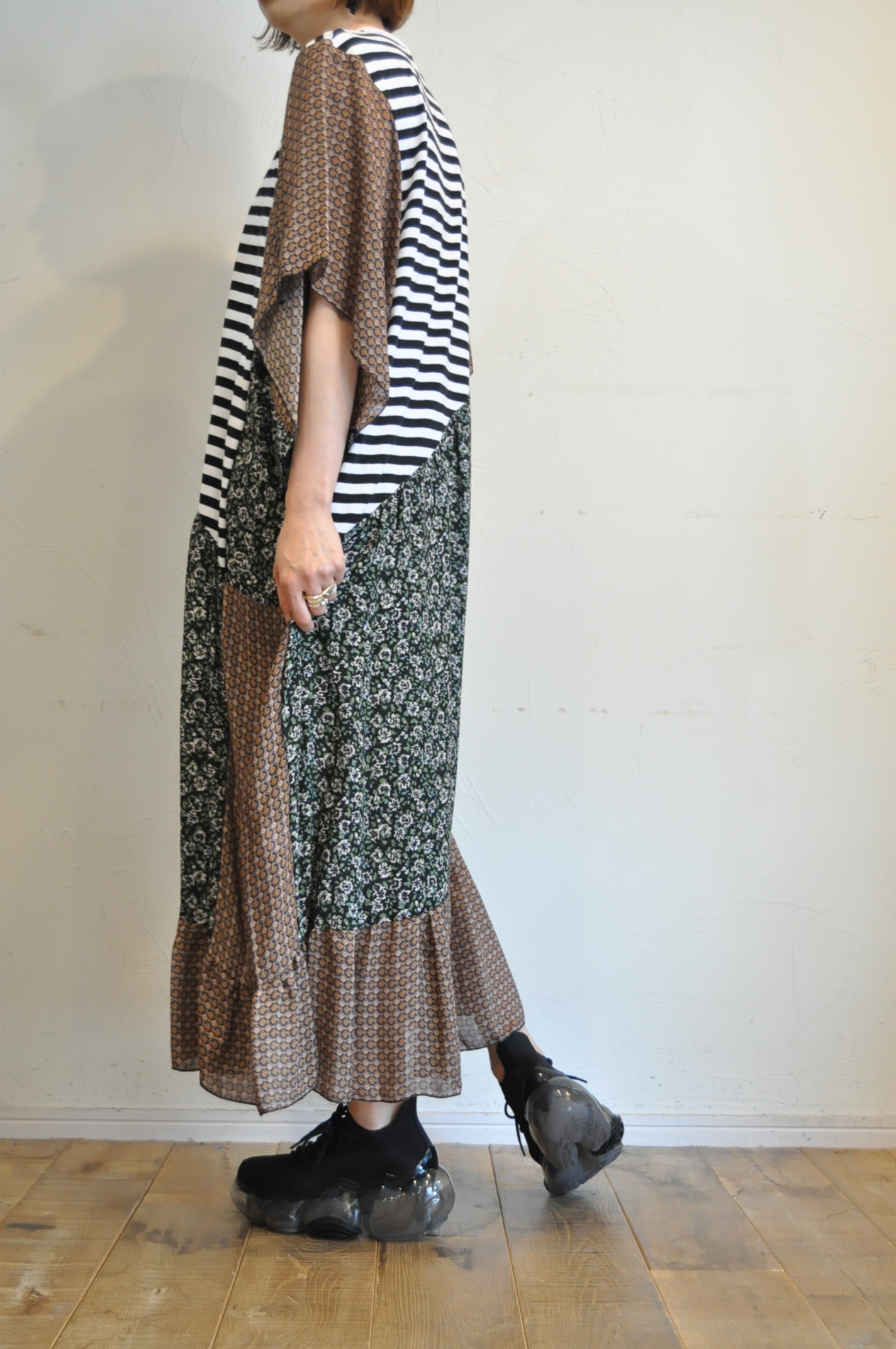 "RehersalL"　真夏に着たいワンピース。