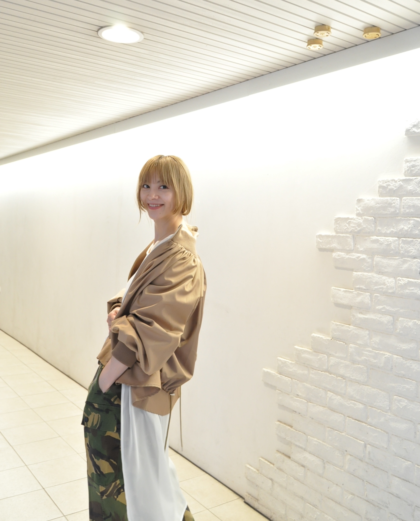 "marechal terre"gather zip blousonを着る。