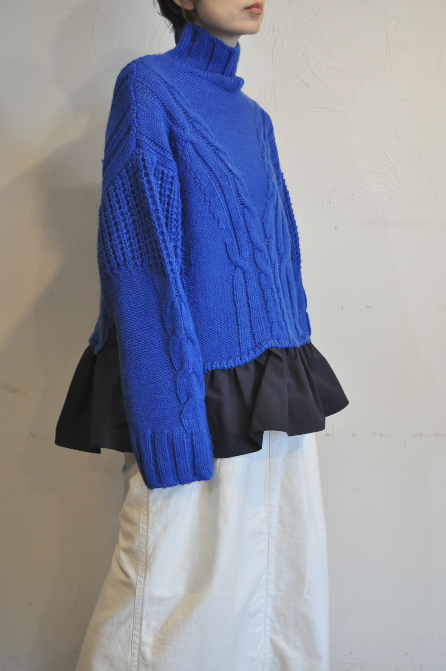 "marechal terre"ケーブルニット。