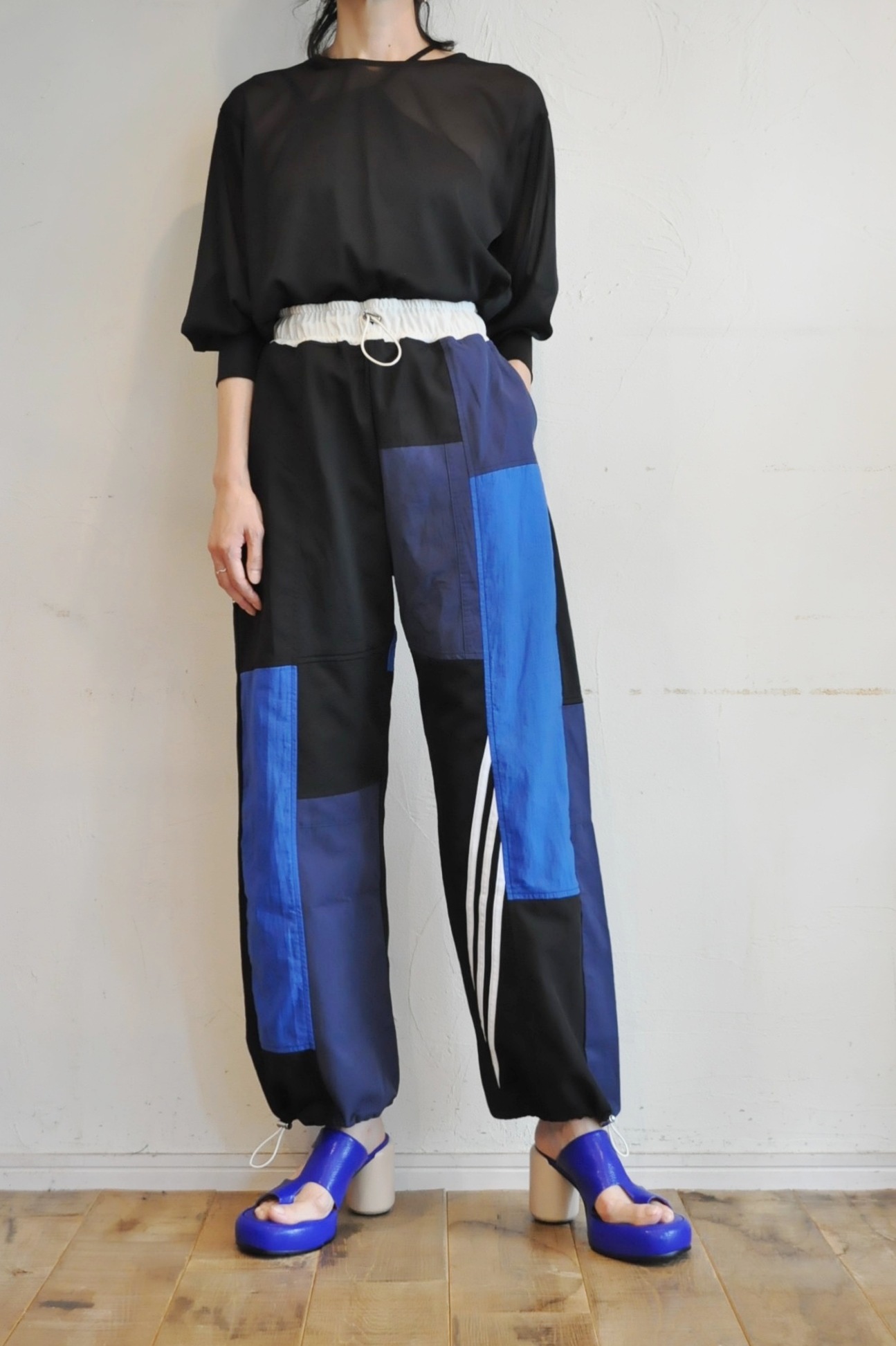 "RehersalL" 個性的な一枚。