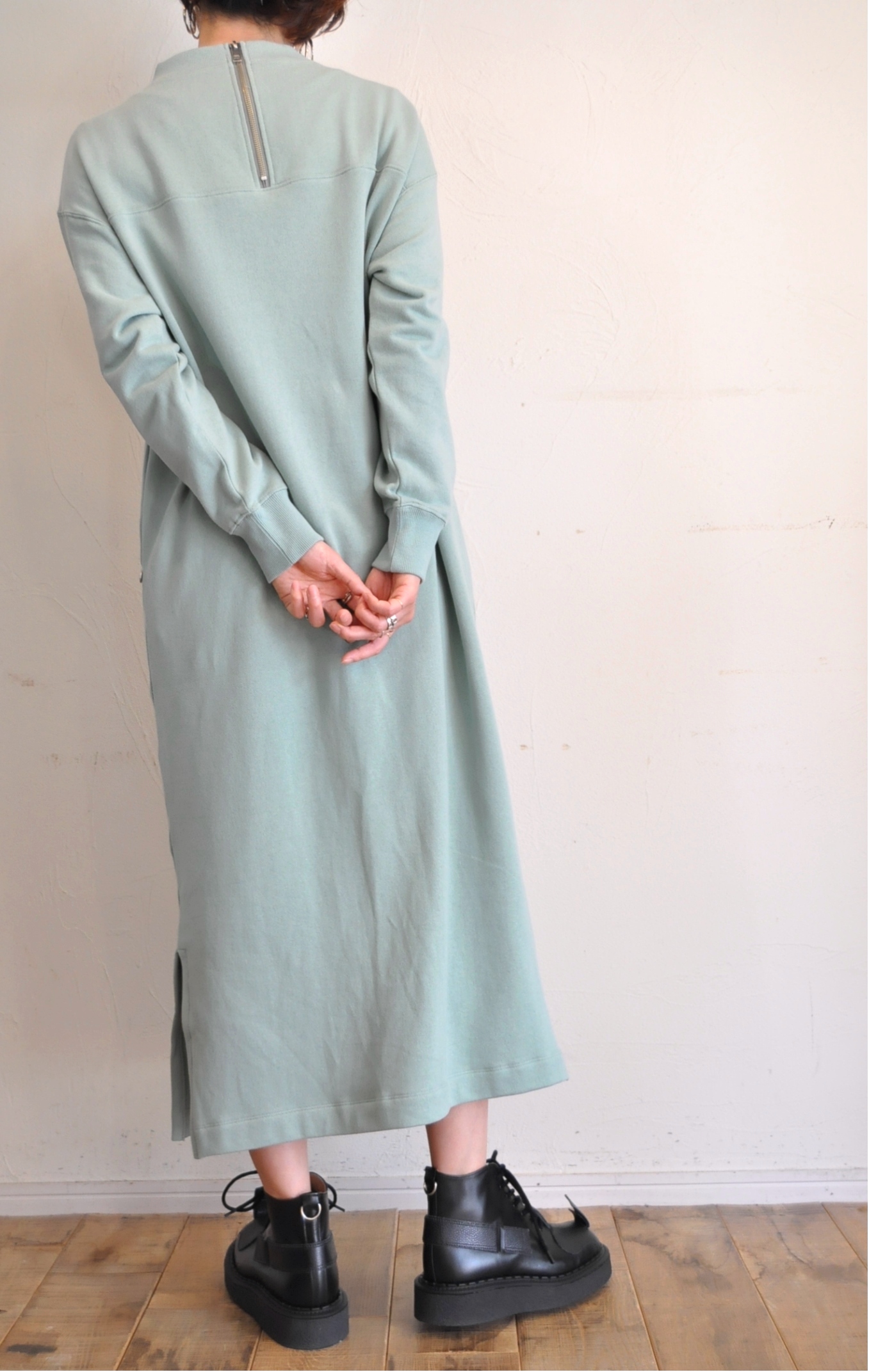 "boutique ordinary" 2wayで楽しめるワンピース。