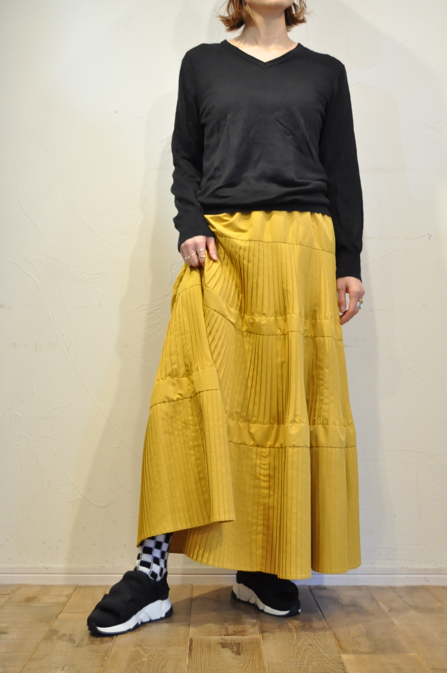 "marechal terre" マルシャルのプリーツスカート。