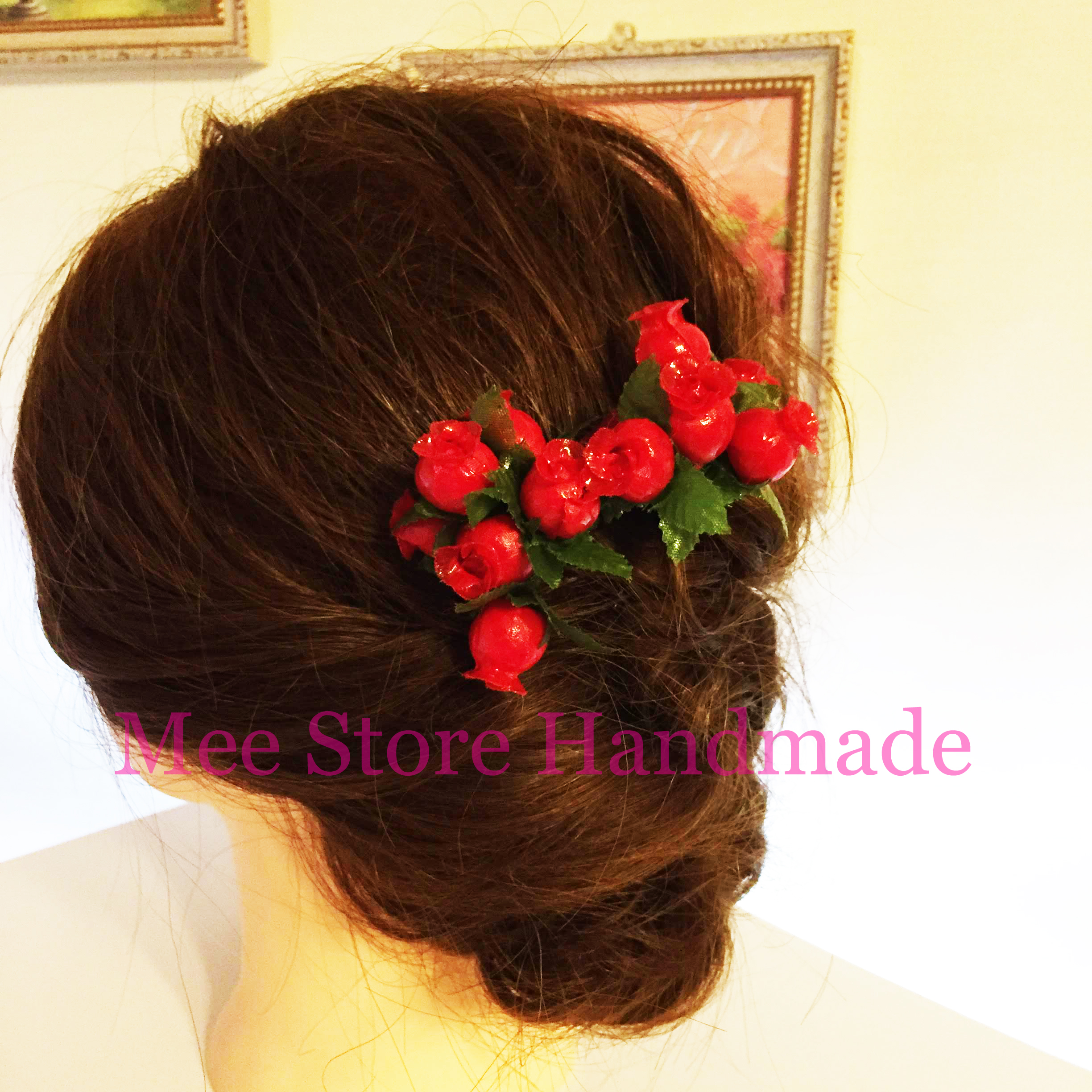 【バラの蕾】モチーフのヘアアクセサリーを発売