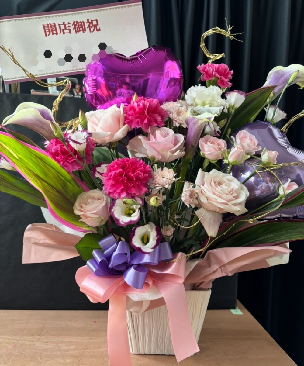 開店祝いに華やかなフラワーアレンジメントを贈りませんか?