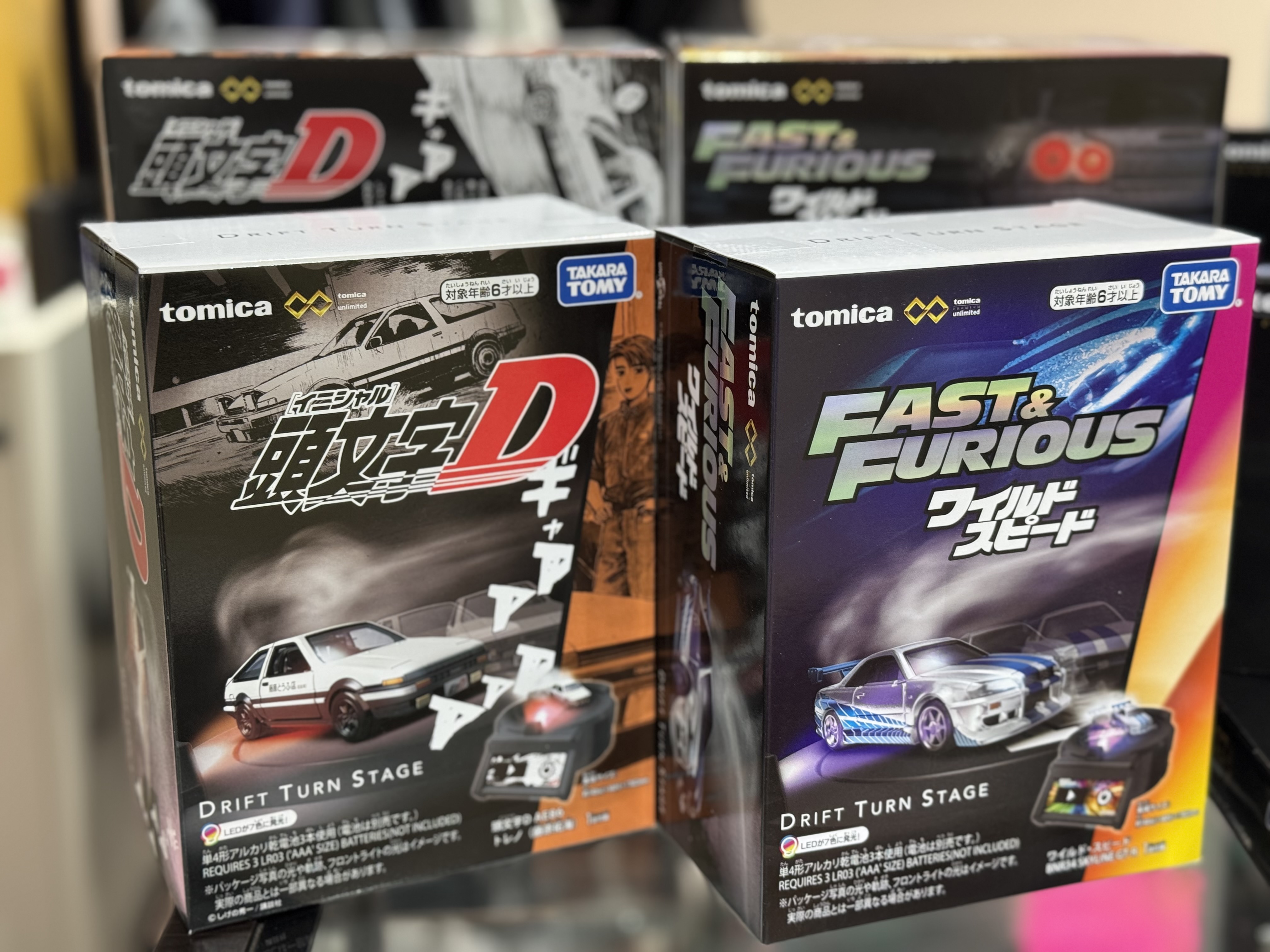 白煙を上げながらドリフトをするシチュエーションがすごい！