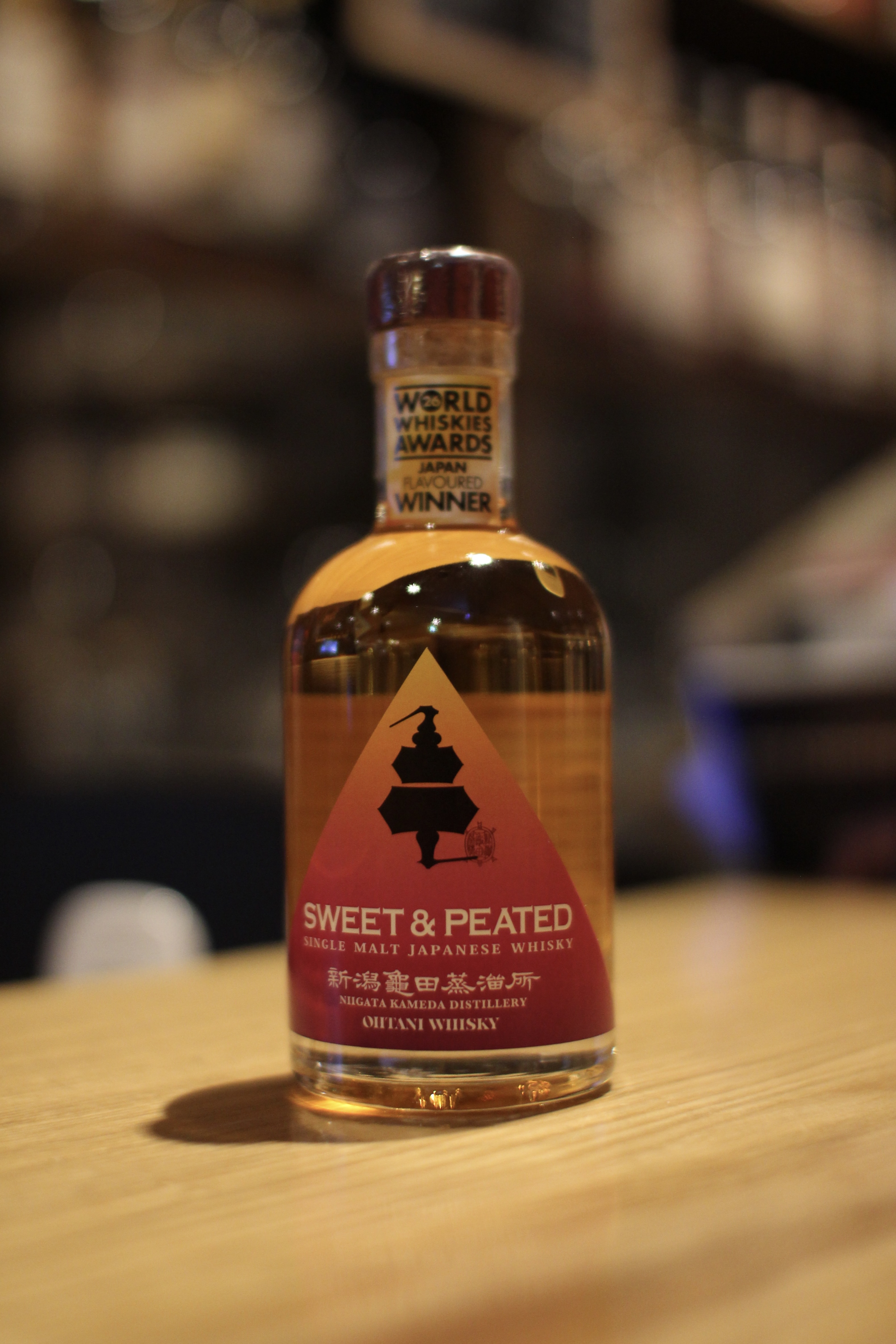 入荷です「新潟亀田蒸溜所  シングルモルト亀田 スイート＆ピーテッド」