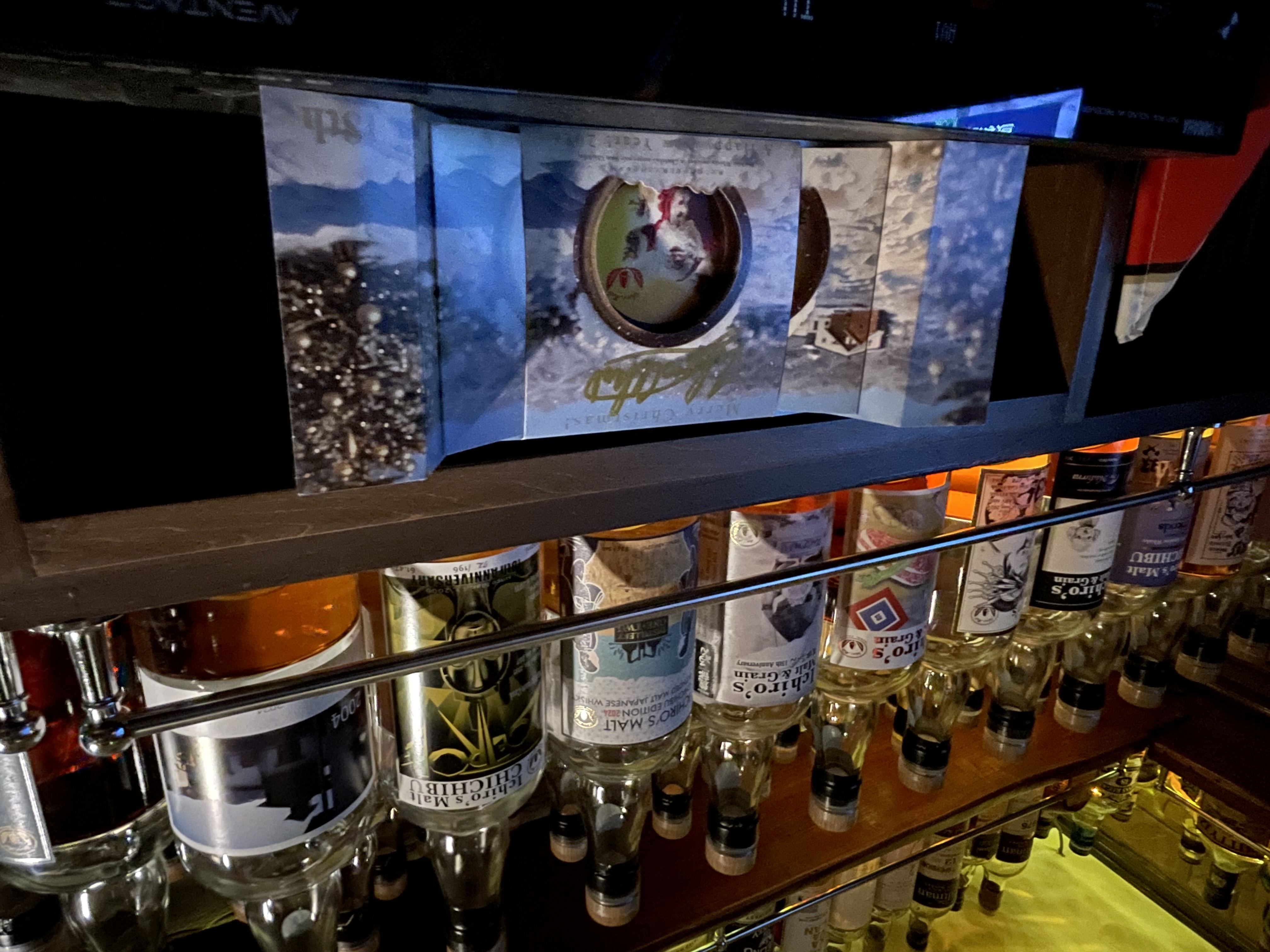 明日の日曜日はお休みさせていただきます。