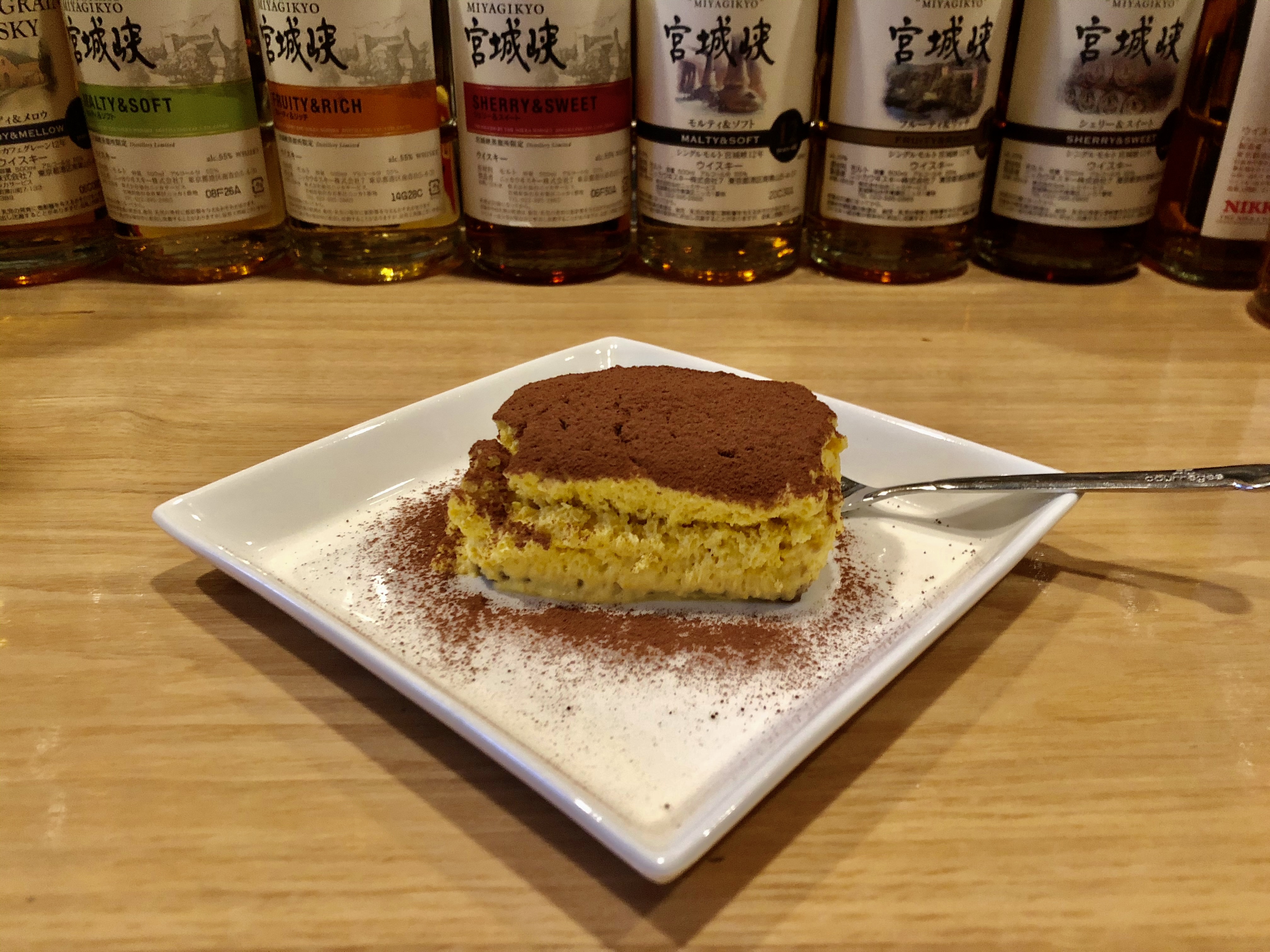 当店名物の季節限定「かぼちゃのティラミス」は今週末、もしくはなくなり次第で提供終了です。