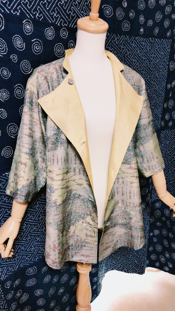 着物の良さを洋服で魅せる・着物リメイク 赤とんぼ