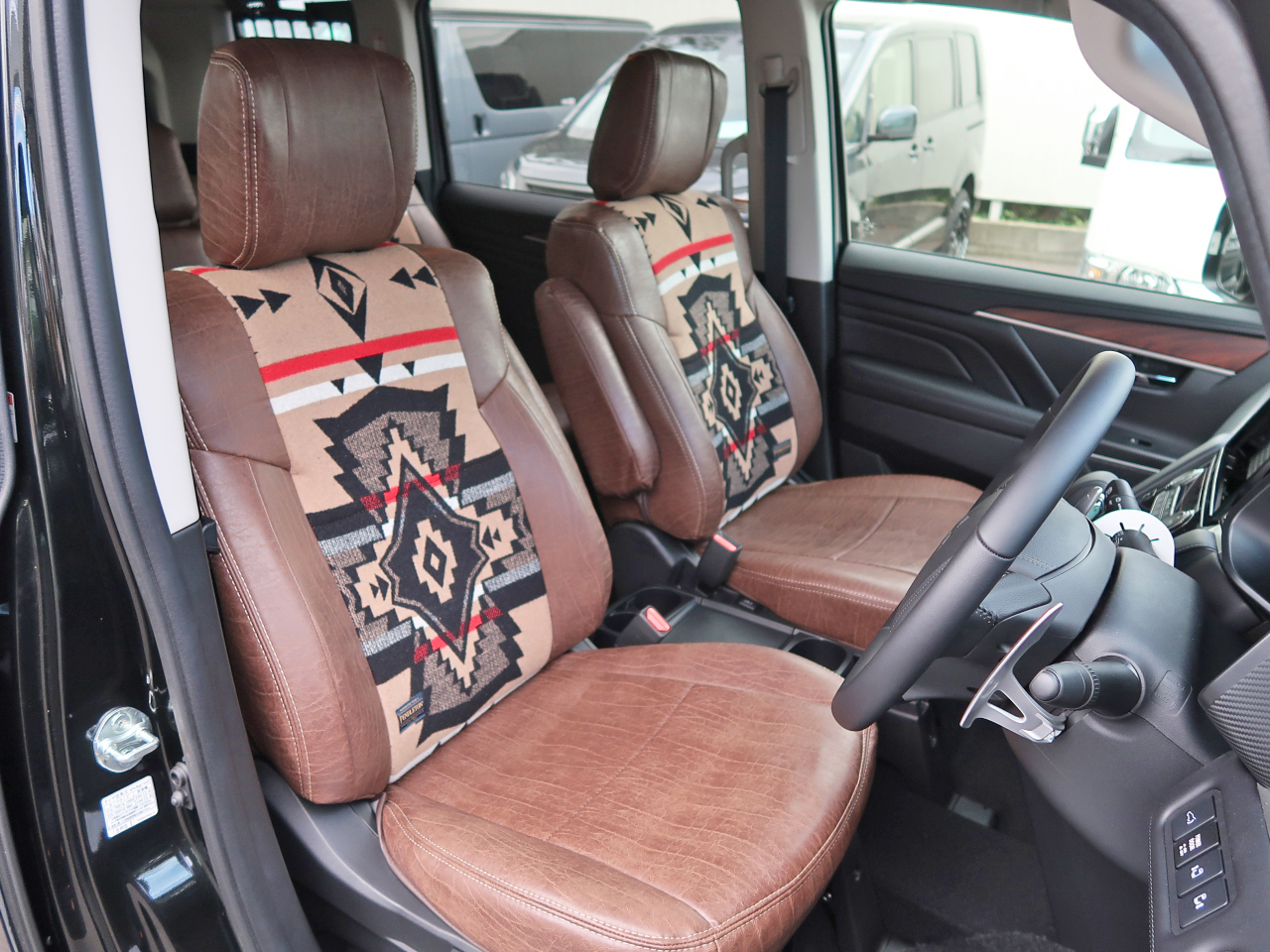 デリカD:5用 ペンドルトン コラボシートカバーのご紹介✨ 新型用も開発しますよ~!