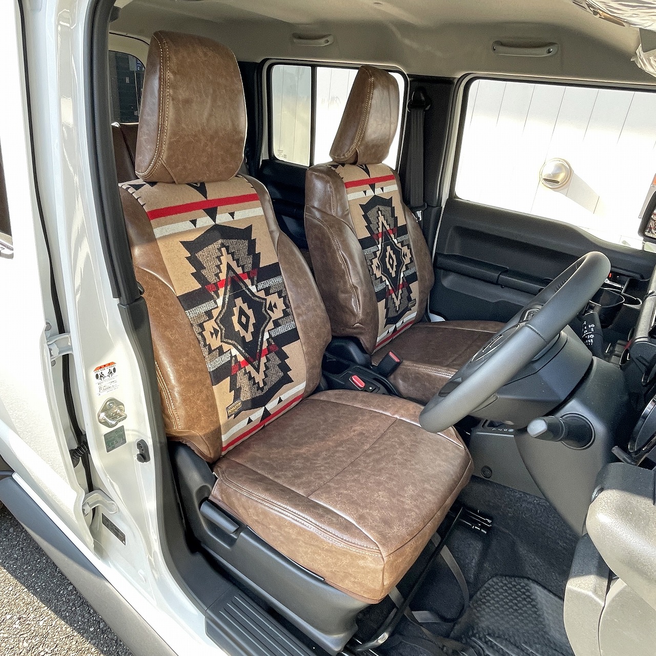 ジムニーノマド用 ペンドルトン シートカバー完成です!