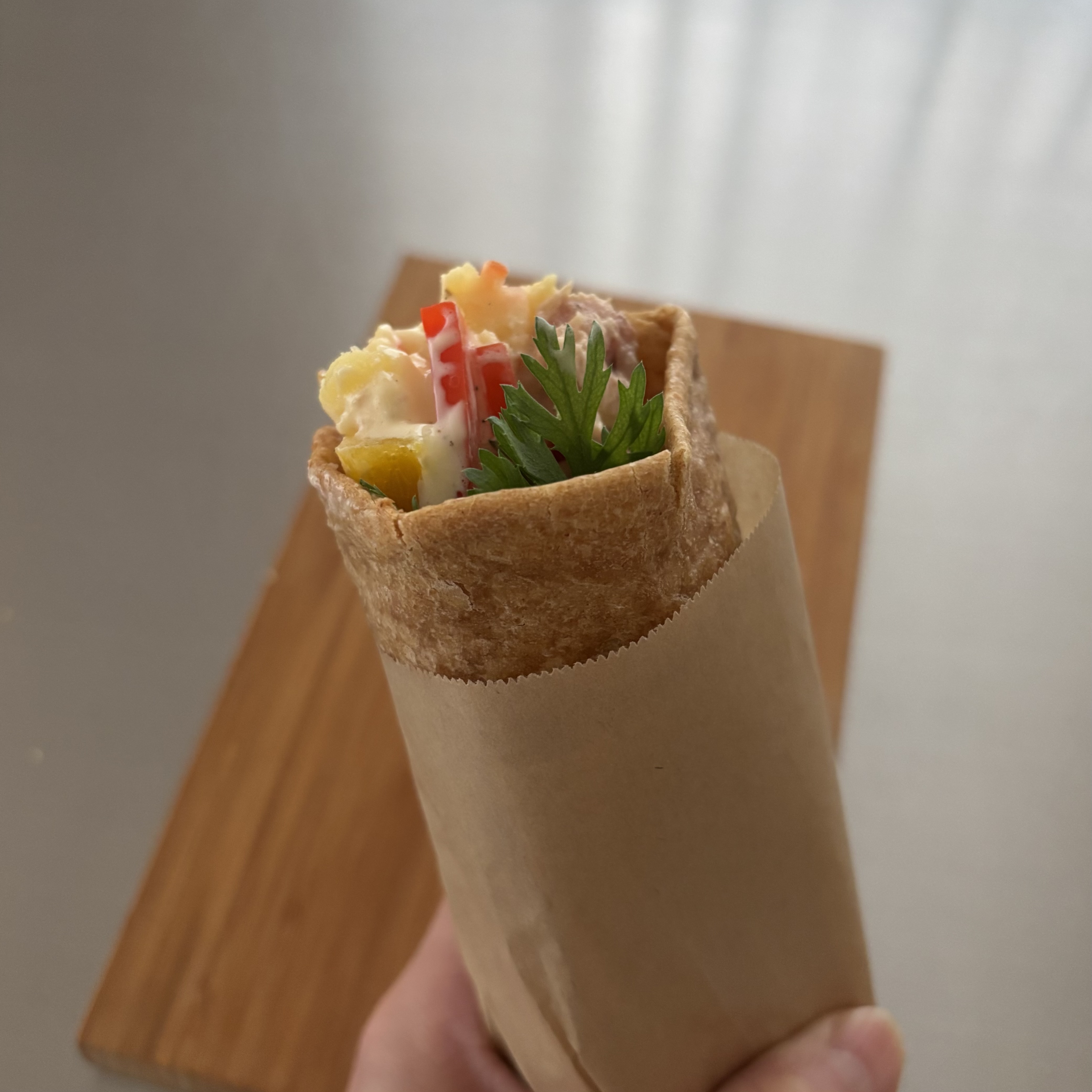 新ためまして
