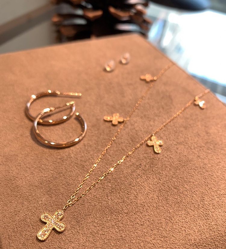 辛口オシャレな✴︎ゴールドジュエリー