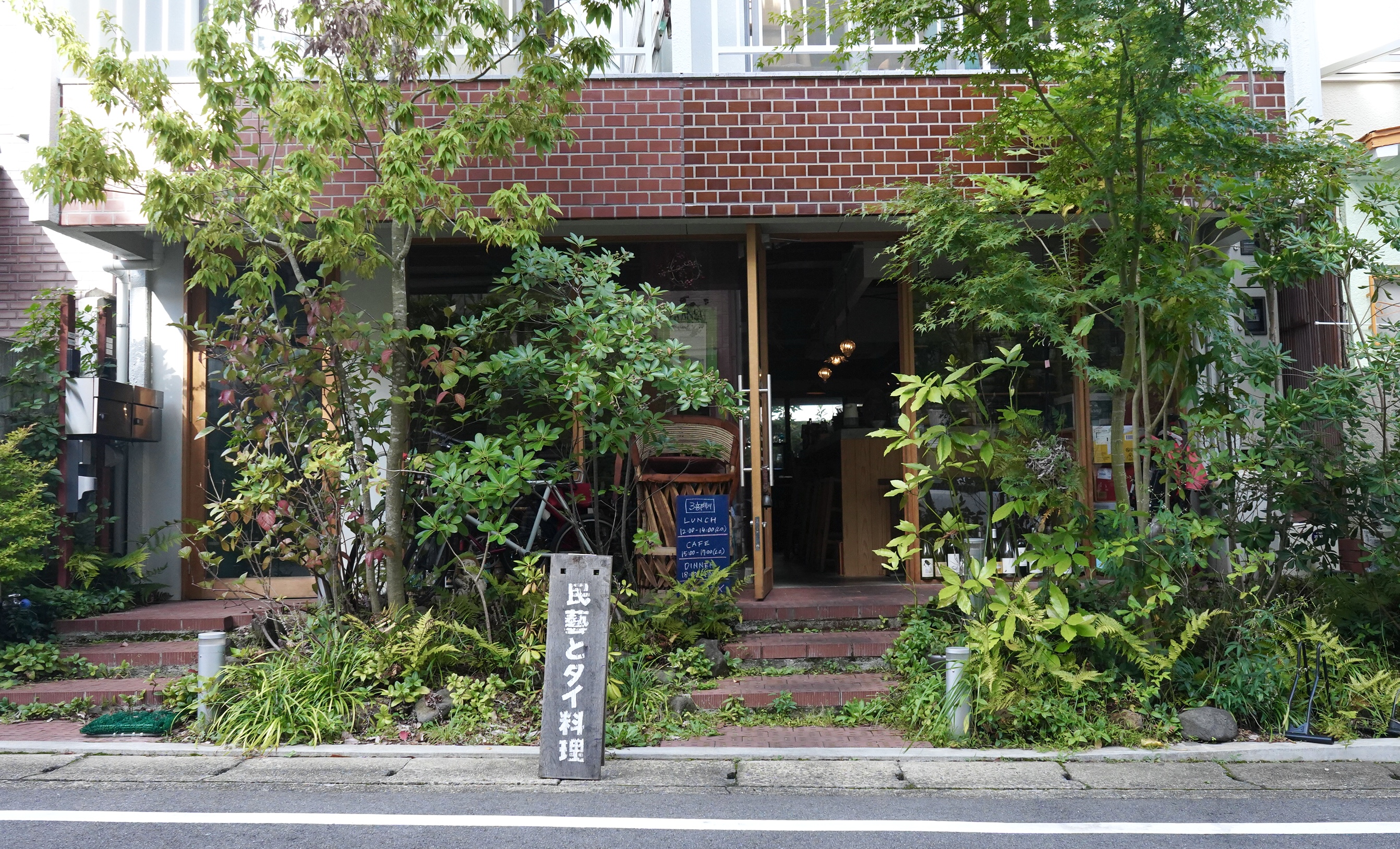 10/20(日) 店舗営業日です。
