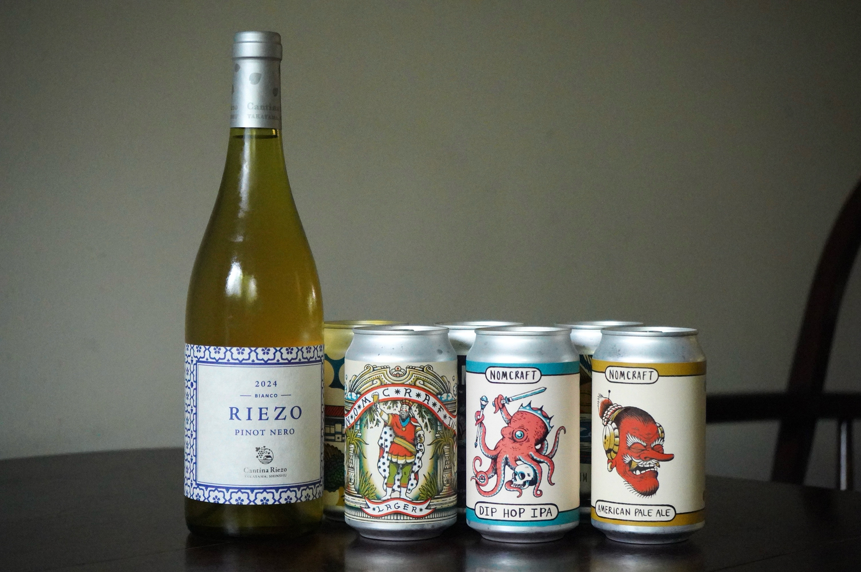 国産のワインやビールをいただきました。