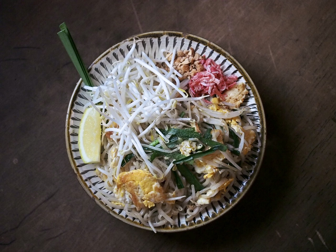 パッタイ(焼きそば)