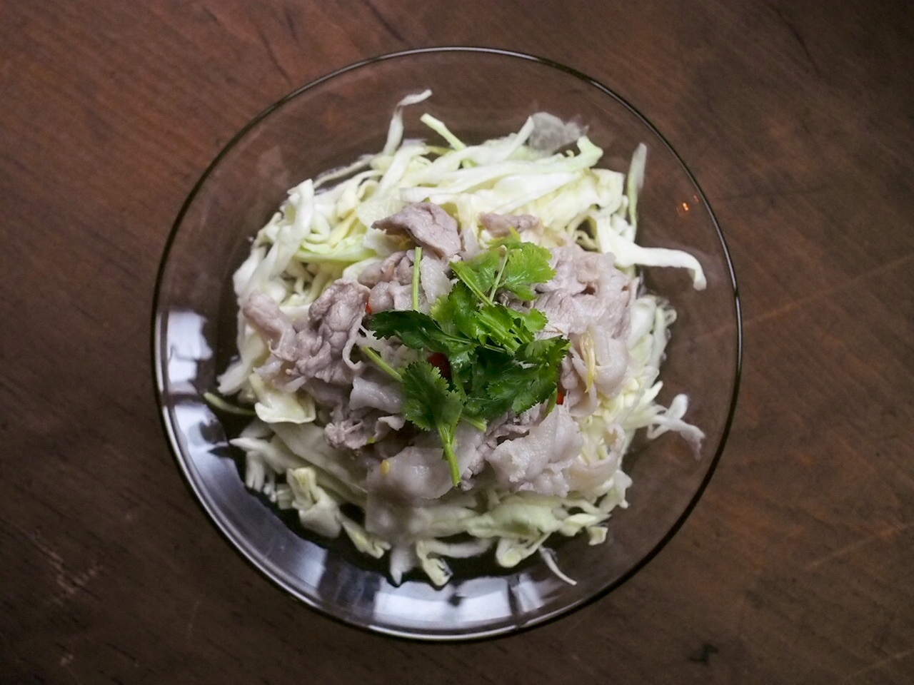 ムーマナオ(豚肉のレモン和え)