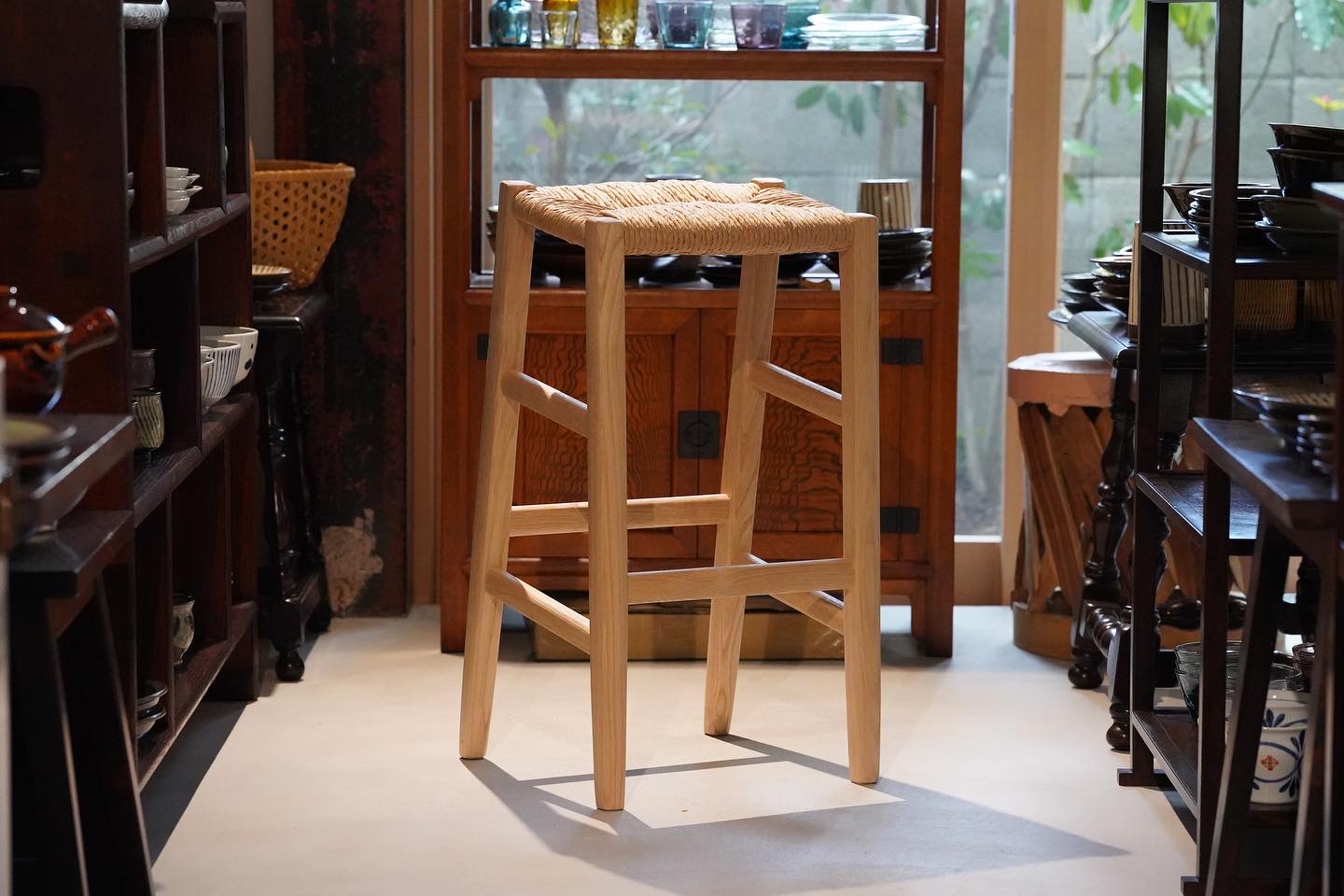 カウンターチェアが納品されました！