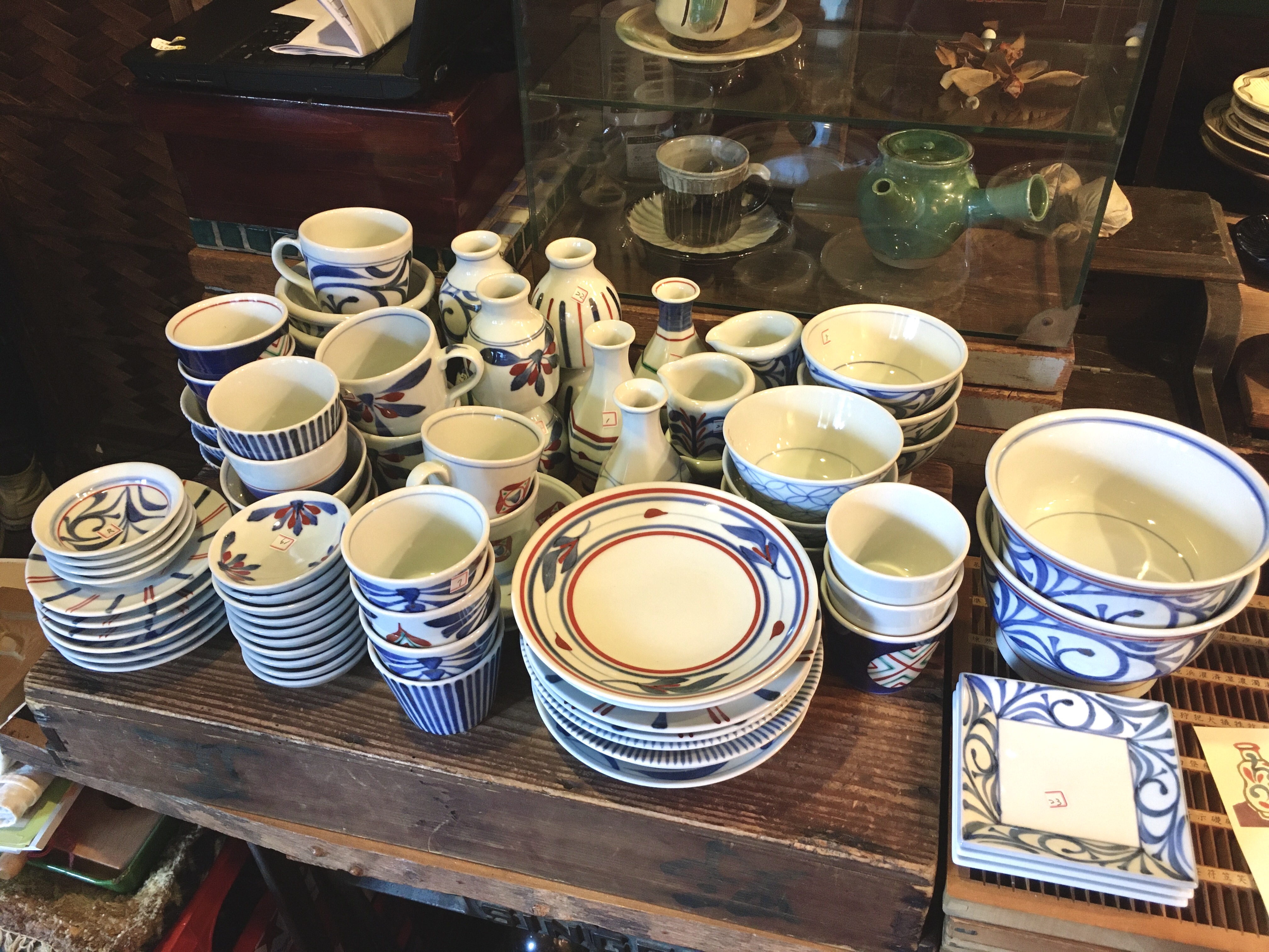 砥部焼、入荷しました！