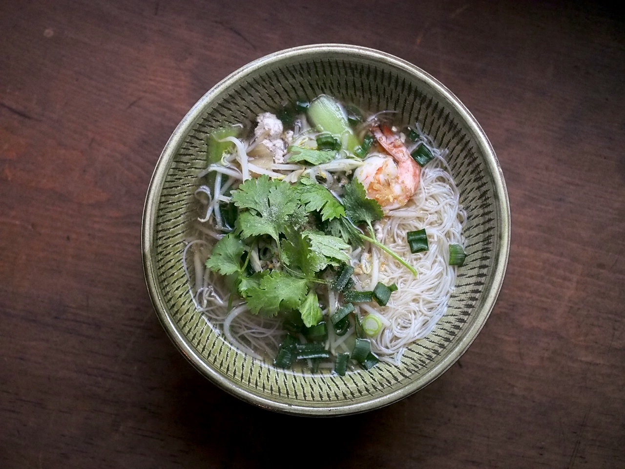 クィッティオセンミー(極細米麺のラーメン)