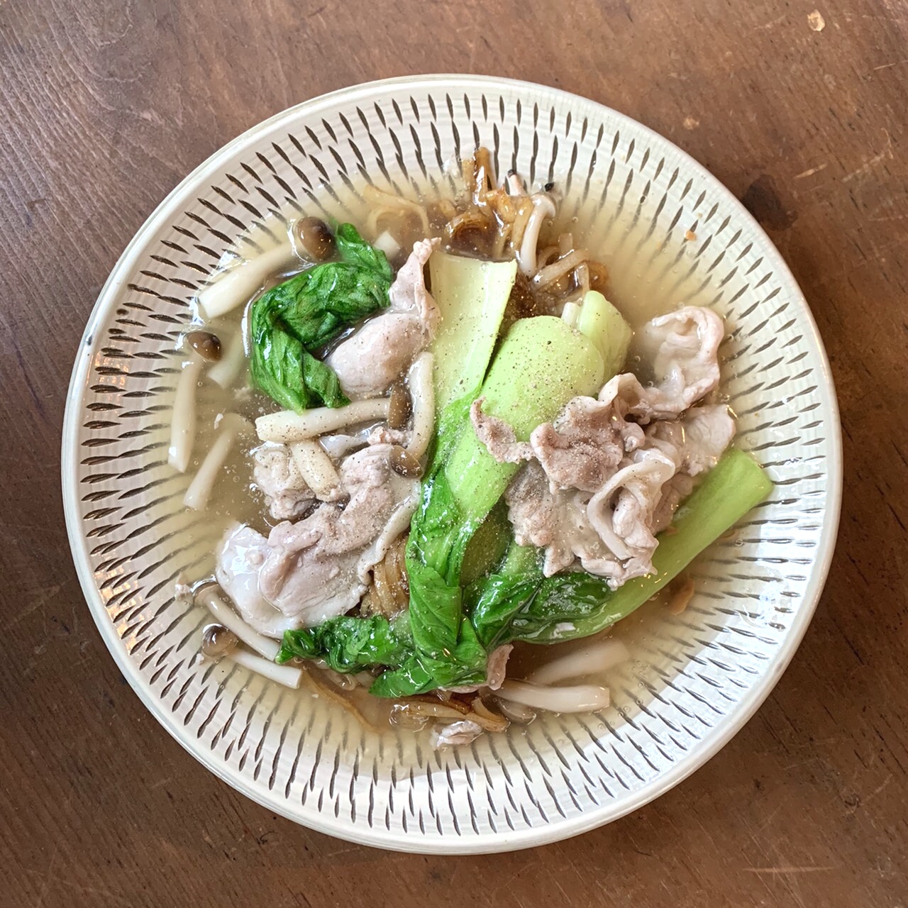 ラードナームー(豚肉入りあんかけ麺)