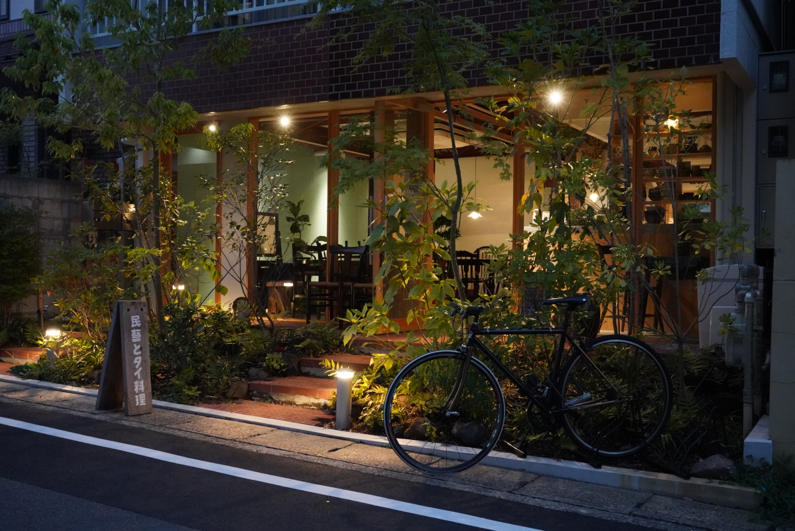 9/5(月),6(火) 店舗営業はお休みです。