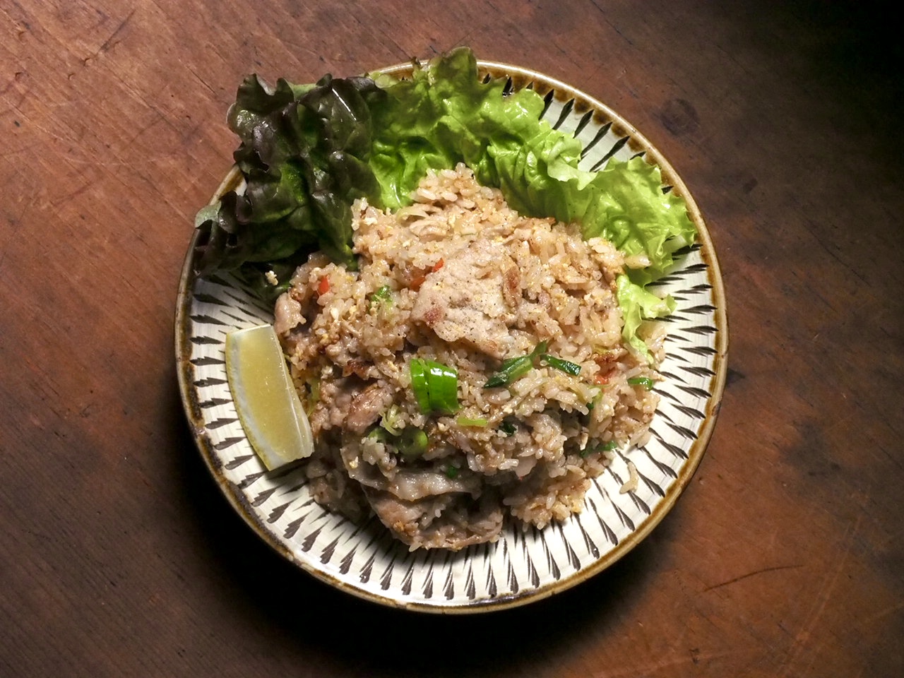 カオパットムー(豚肉入りの焼き飯)