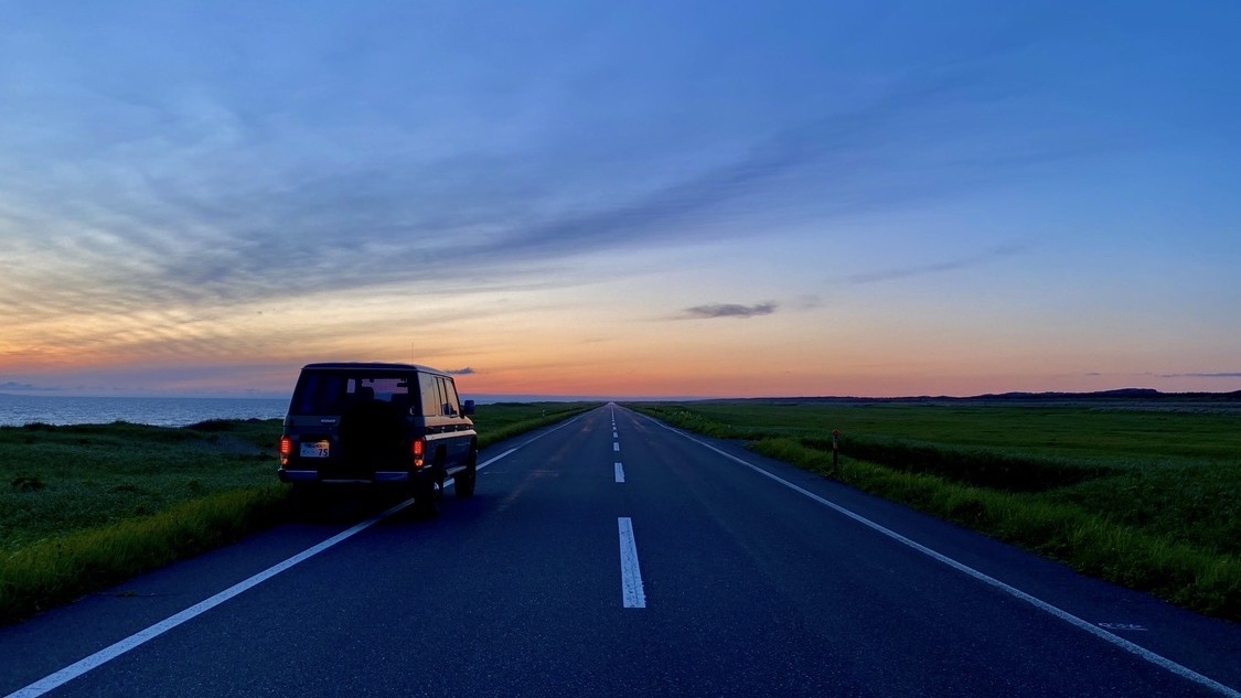 ここではないどこかへ