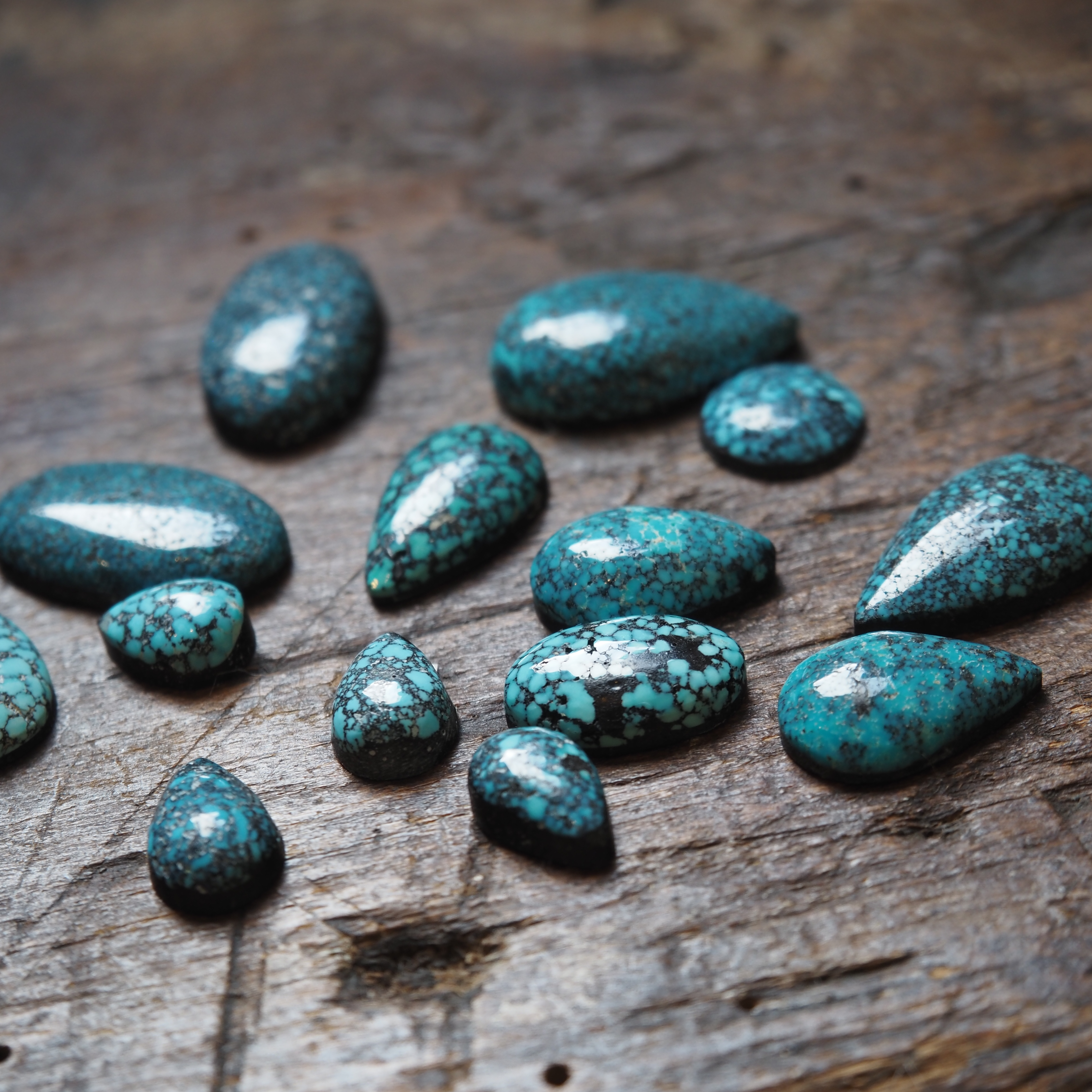 Natural Kingman Turquoise Loose Unstabilized