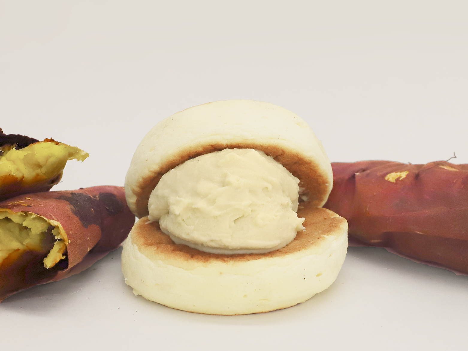 【新商品】こっくり甘～い秋、ご用意しました。「ふわふわ わぬき 焼芋クリーム」。