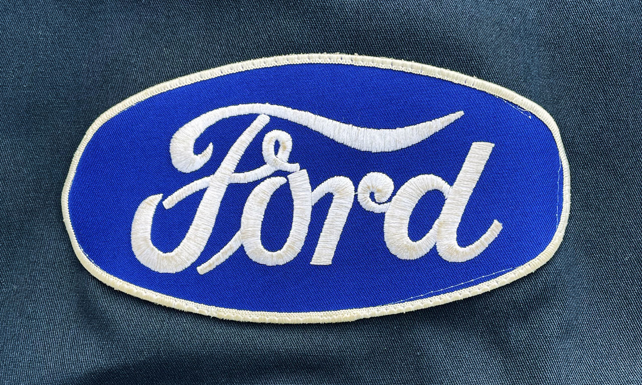 RED KAPのワークジャケットはFordの後ろ姿がかっこいい
