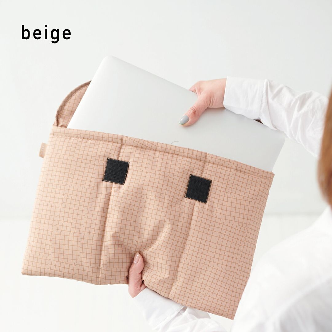 RAKAWA ii VILLAGE 【新商品】雨の日に大活躍♪撥水加工のキルティングクラッチバック