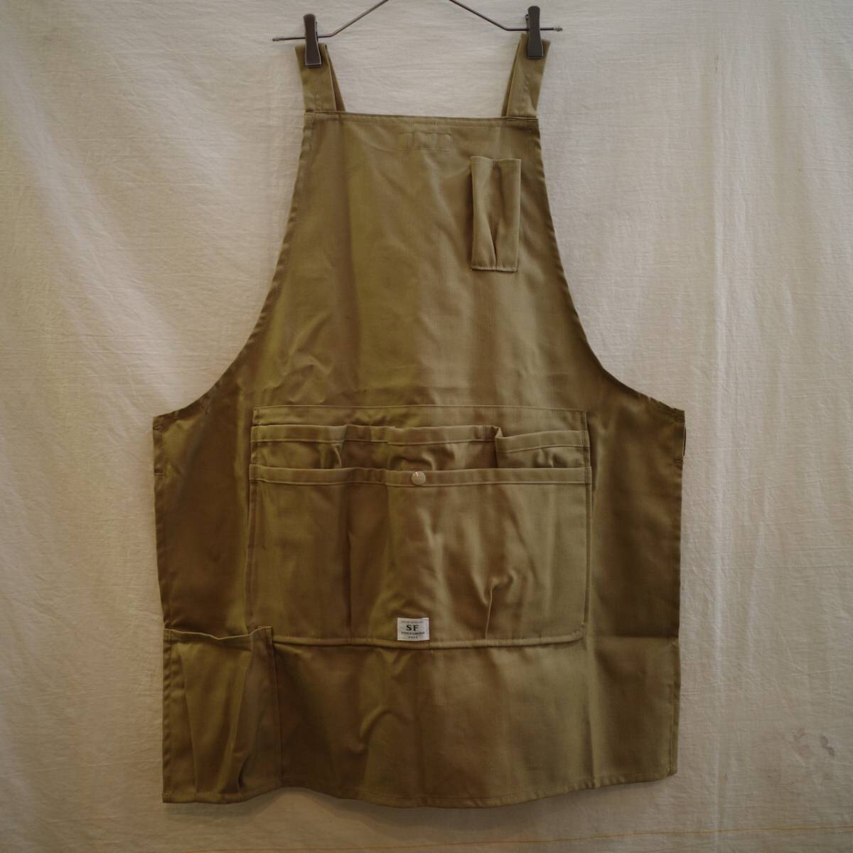 SASSAFRAS / Whole Hole Apron