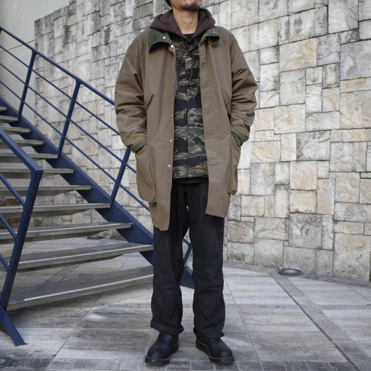 SASSAFRAS / DIGS CREW TUBE COAT -60/40-